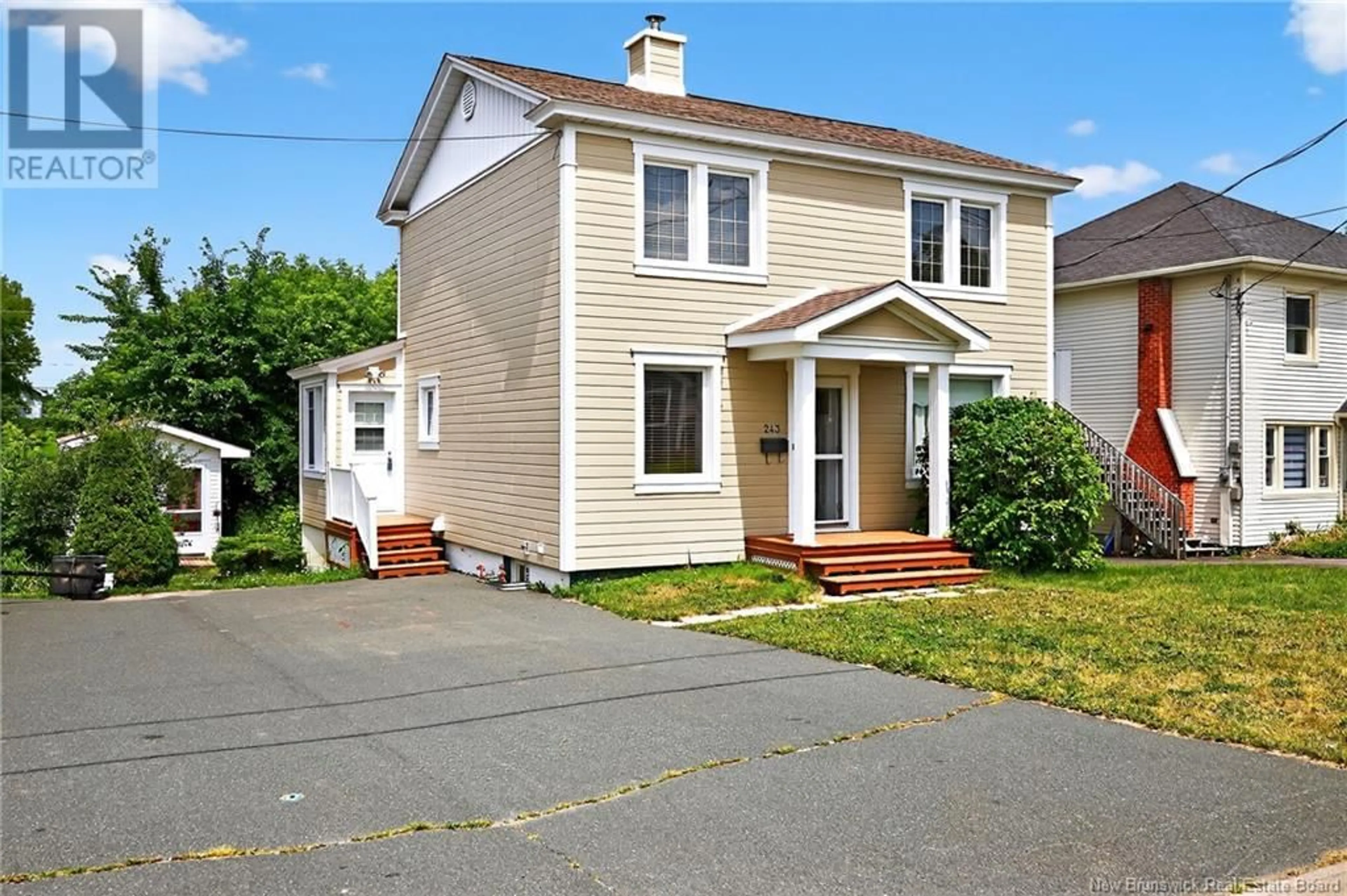 Home with vinyl exterior material, street for 243 YORK STREET, Bathurst New Brunswick E2A1G9