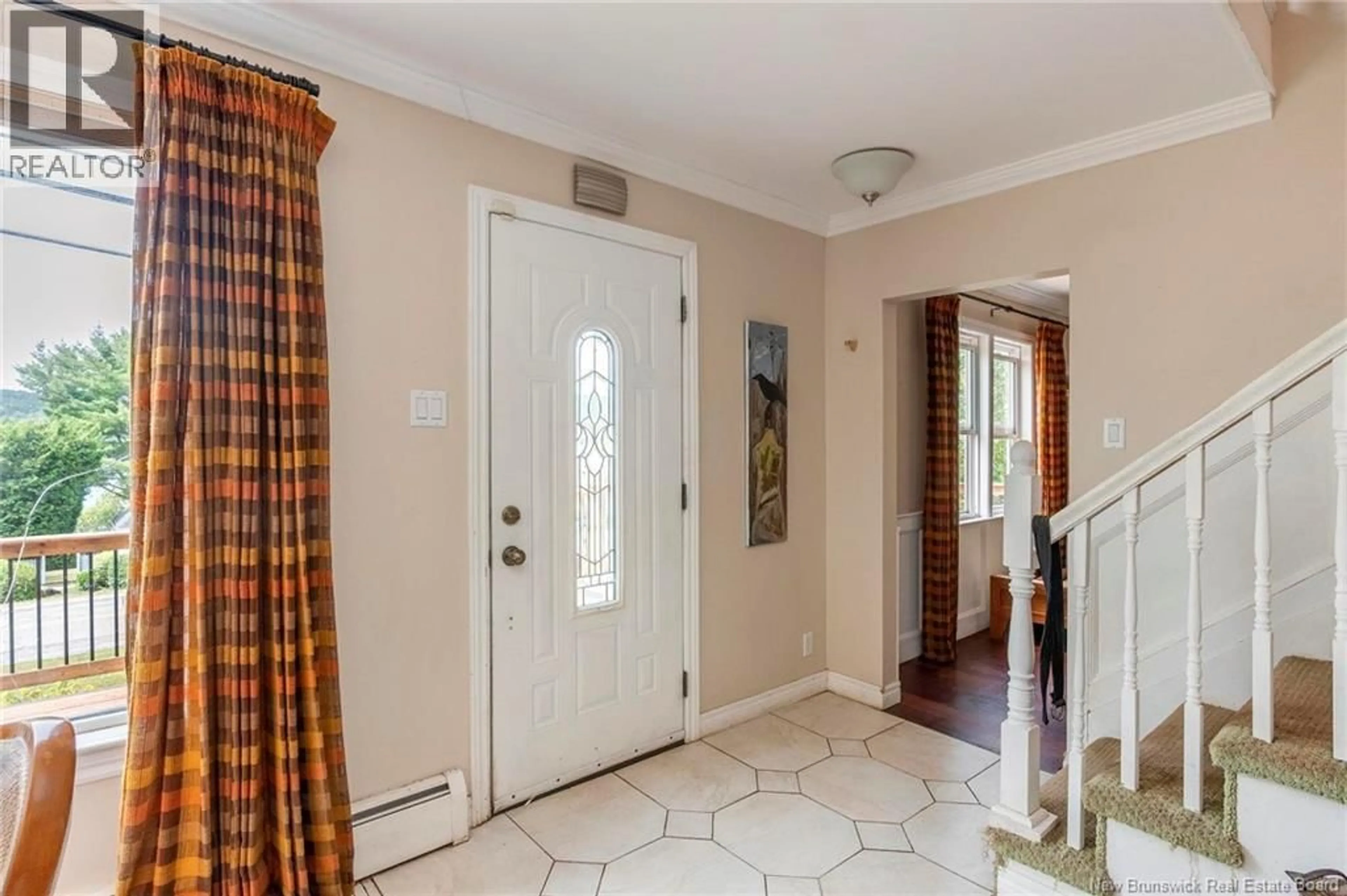 Indoor entryway for 592 GONDOLA POINT ROAD, Quispamsis New Brunswick E2E1K8