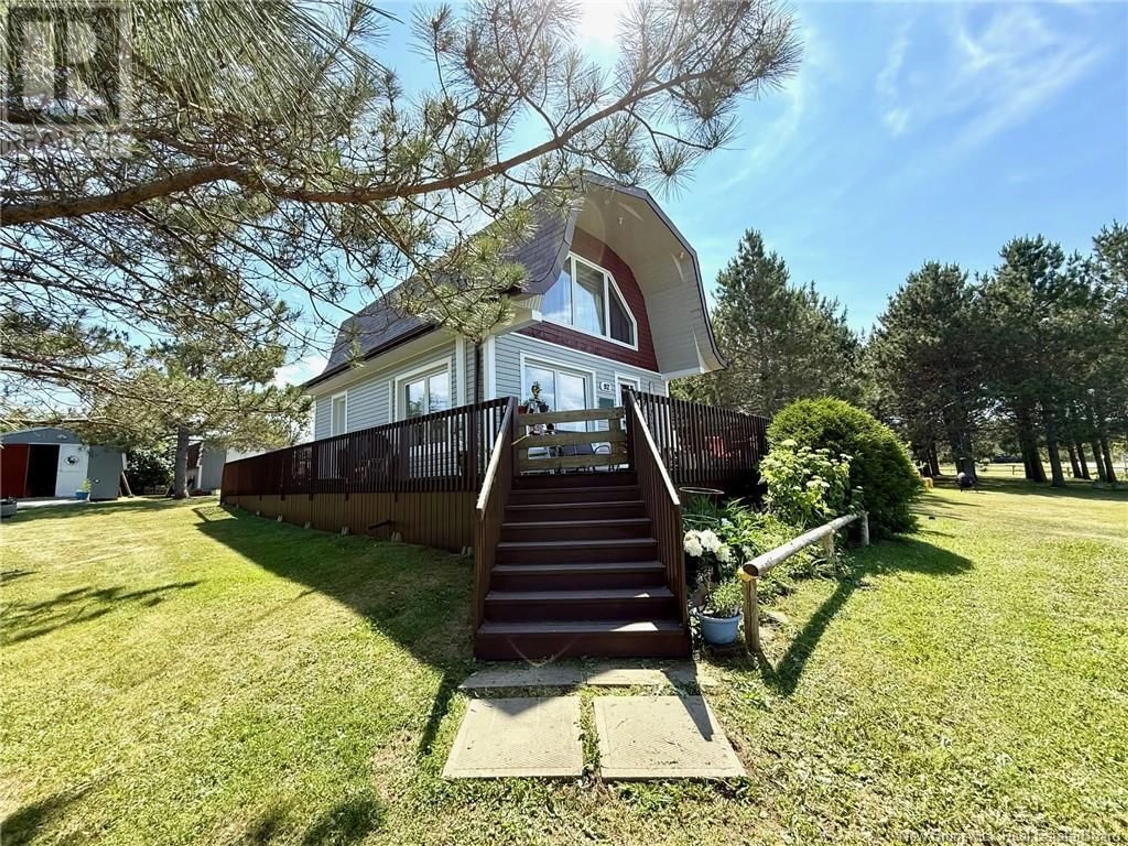 A pic from outside/outdoor area/front of a property/back of a property/a pic from drone, unknown for 92 ALLÉE MONICA ALLÉE, Pont-Lafrance New Brunswick E1X4N5