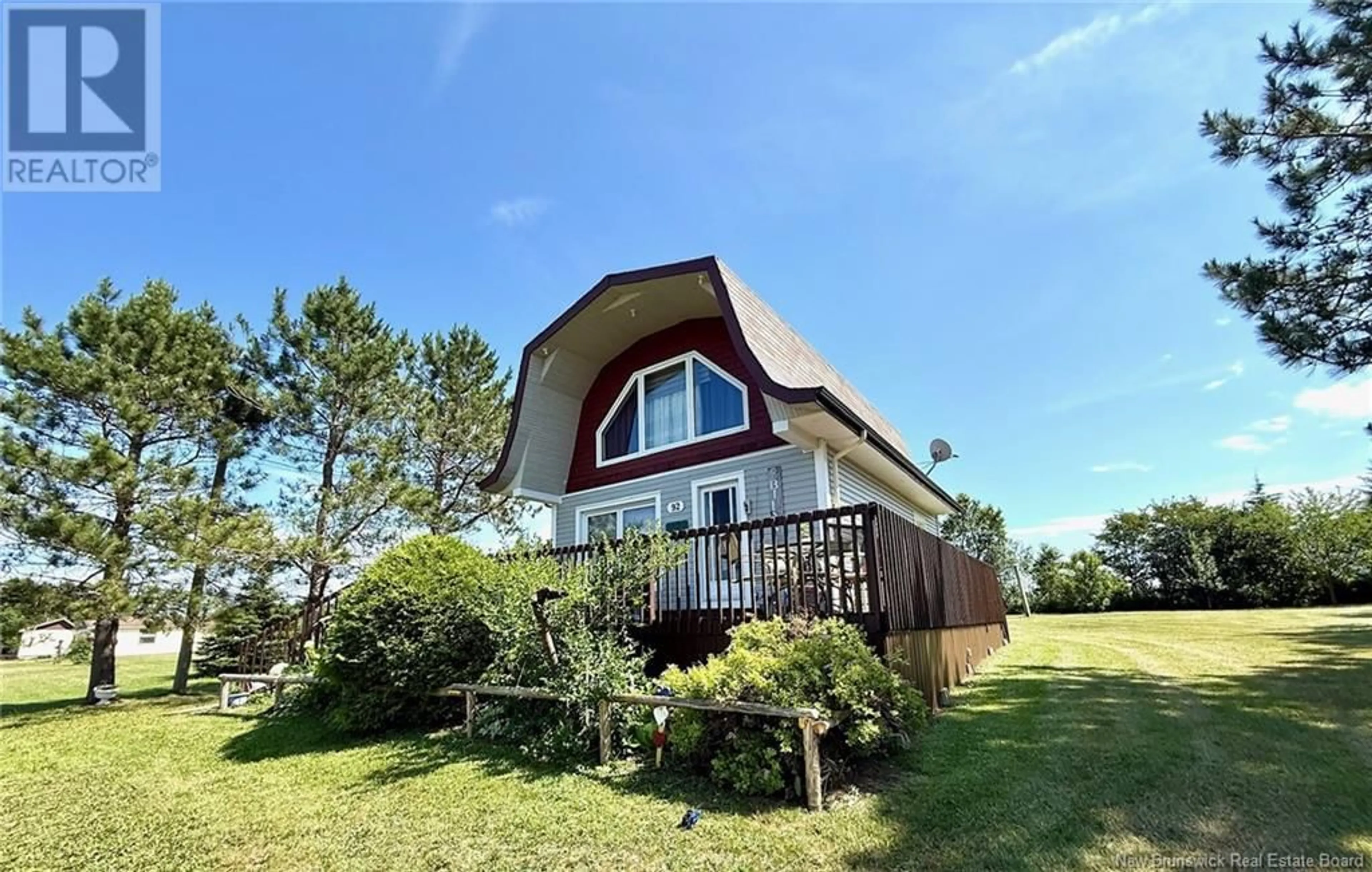 A pic from outside/outdoor area/front of a property/back of a property/a pic from drone, unknown for 92 ALLÉE MONICA ALLÉE, Pont-Lafrance New Brunswick E1X4N5
