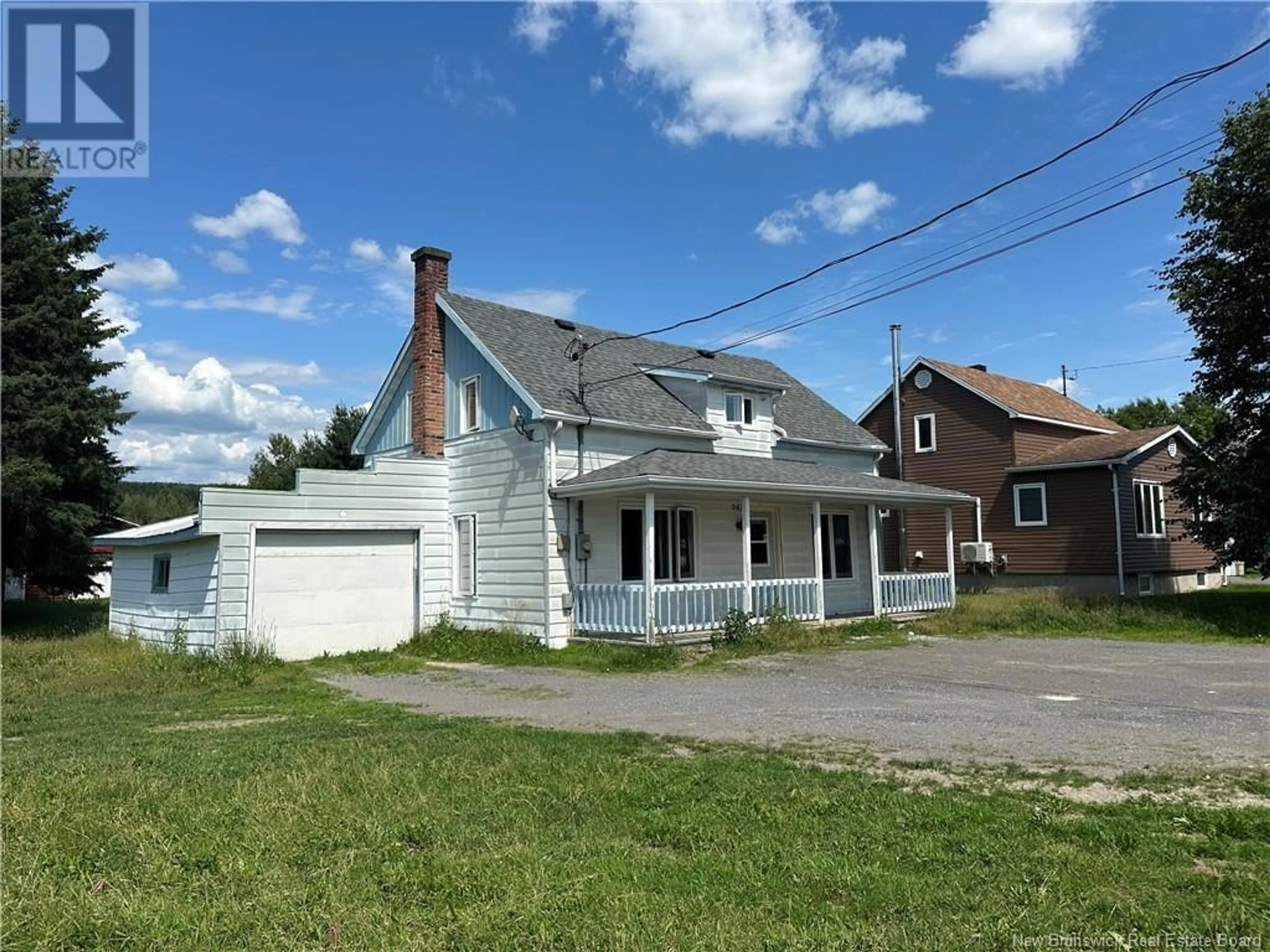 A pic from outside/outdoor area/front of a property/back of a property/a pic from drone, street for 941 PRINCIPALE, Edmundston New Brunswick E7C1L6