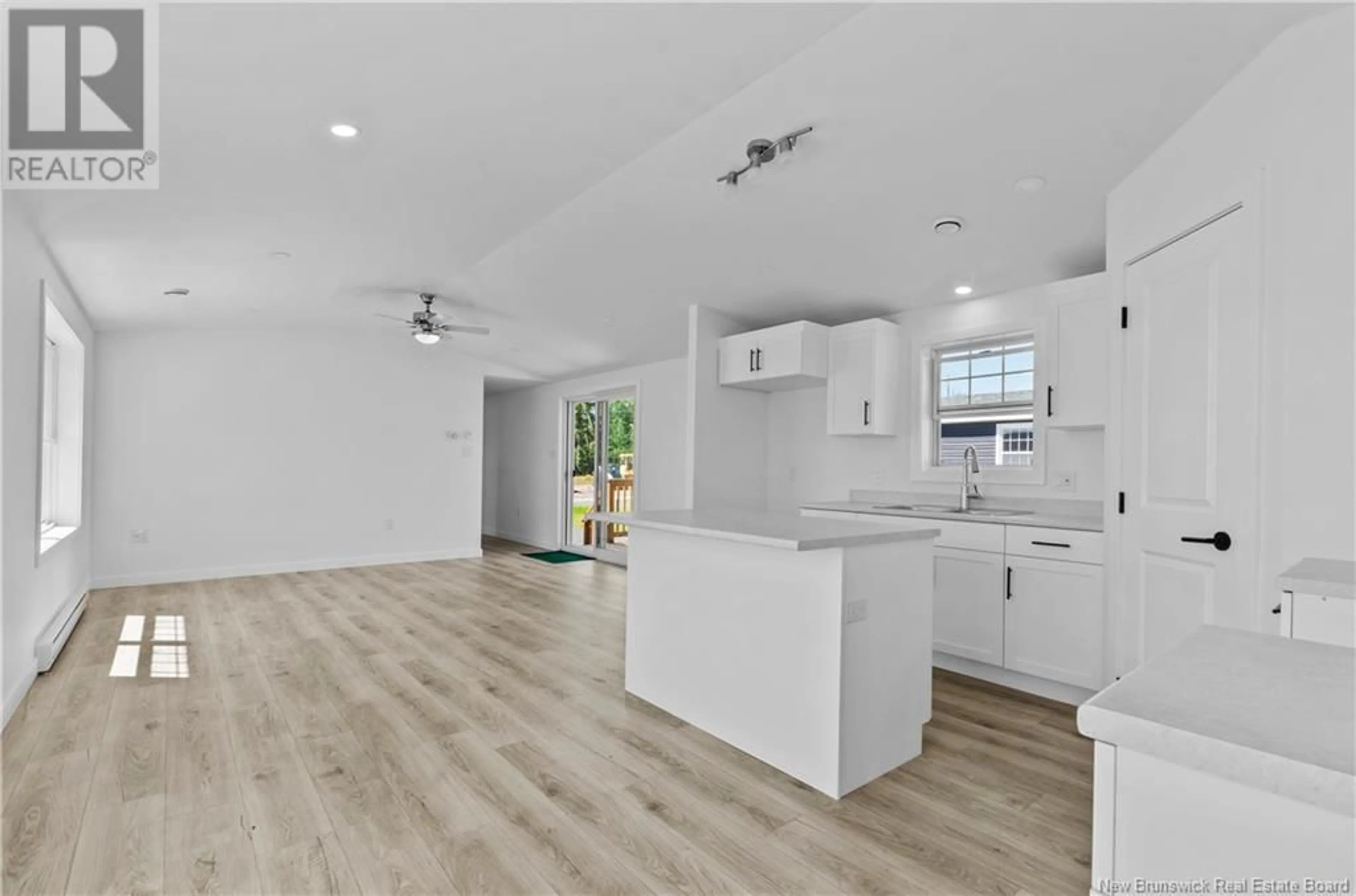 Open concept kitchen, unknown for 28 LUANNE DRIVE, Lincoln New Brunswick E3B9E5