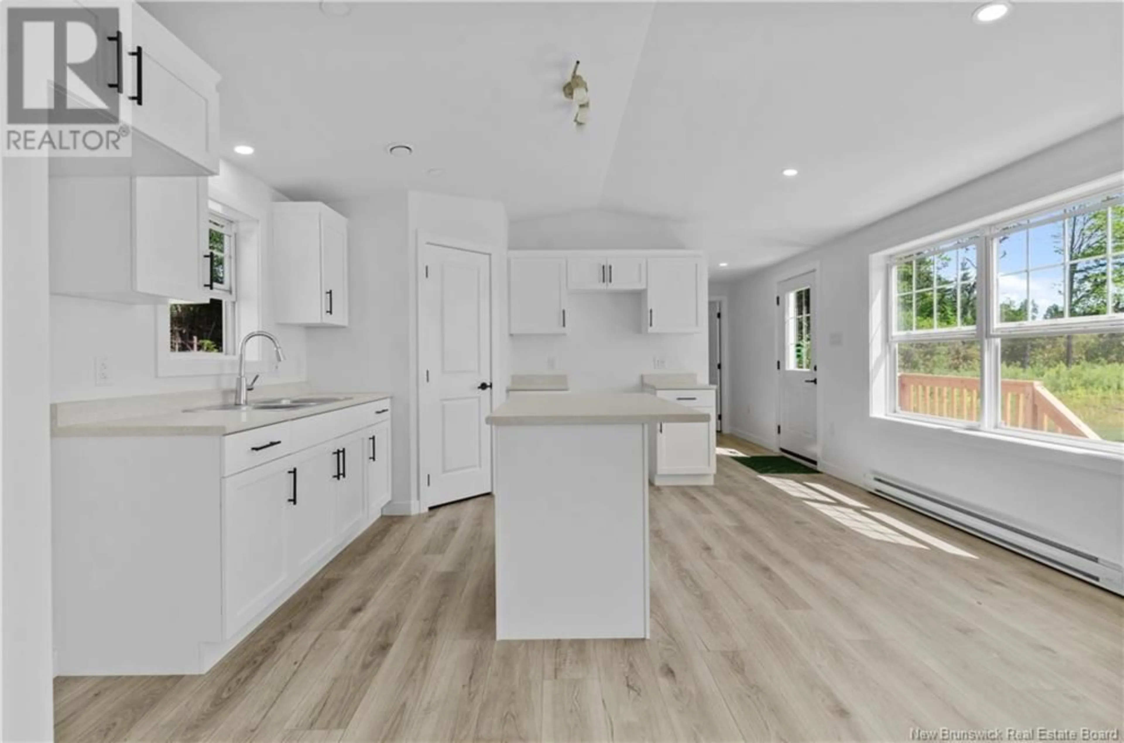 Open concept kitchen, unknown for 28 LUANNE DRIVE, Lincoln New Brunswick E3B9E5