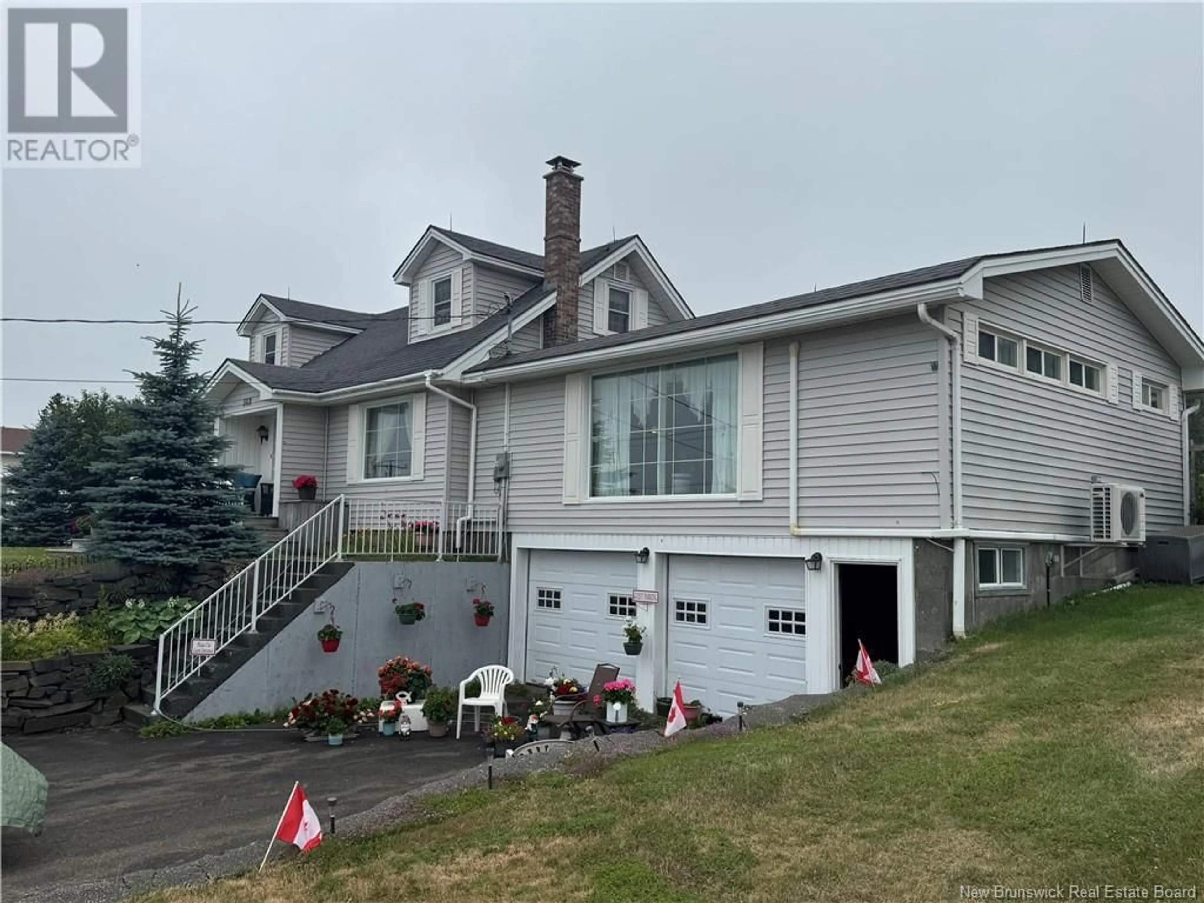 Home with vinyl exterior material, mountain view for 368 ROUTE 776, Grand Manan New Brunswick E5G1C8