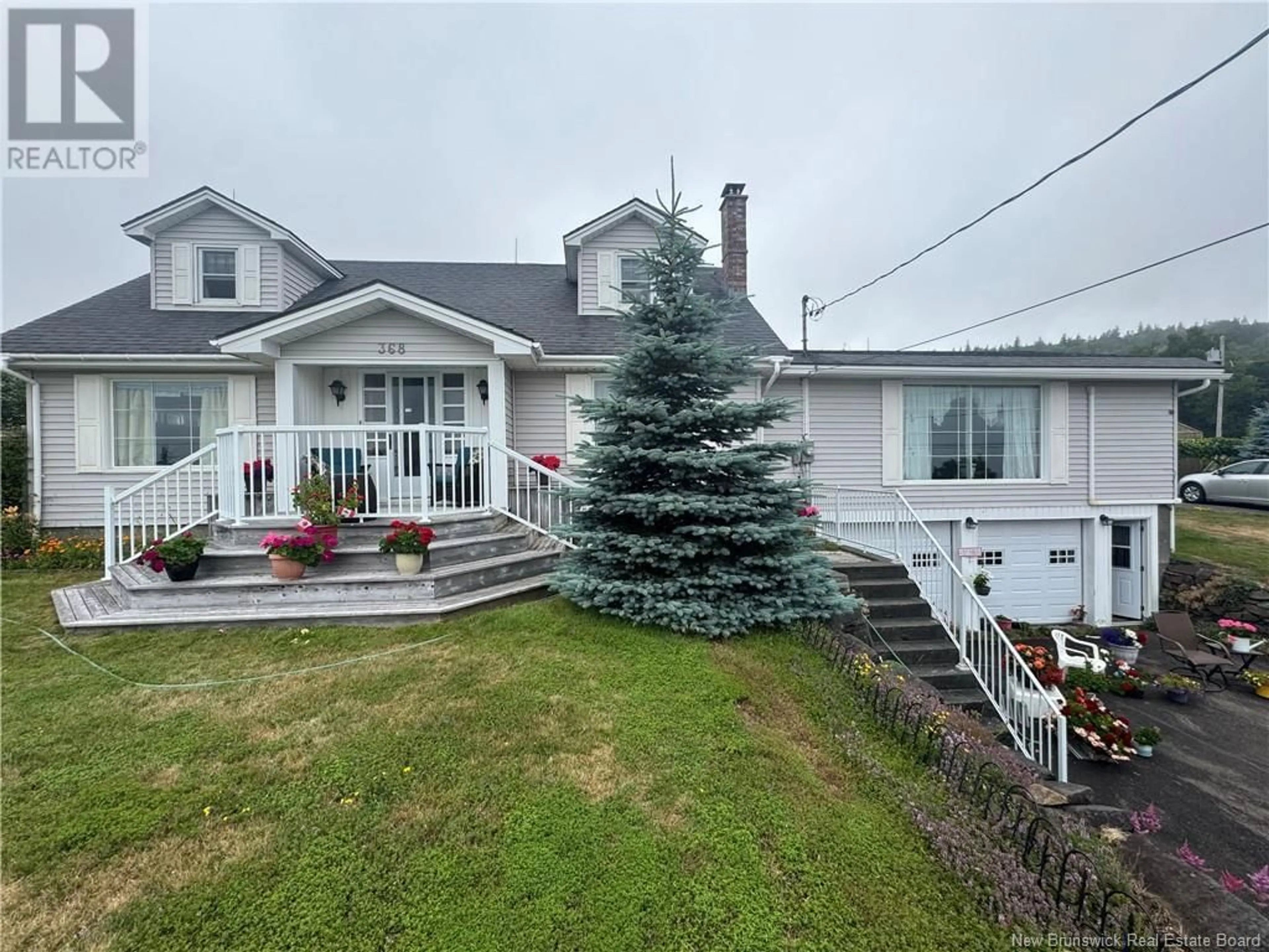 A pic from outside/outdoor area/front of a property/back of a property/a pic from drone, mountain view for 368 ROUTE 776, Grand Manan New Brunswick E5G1C8