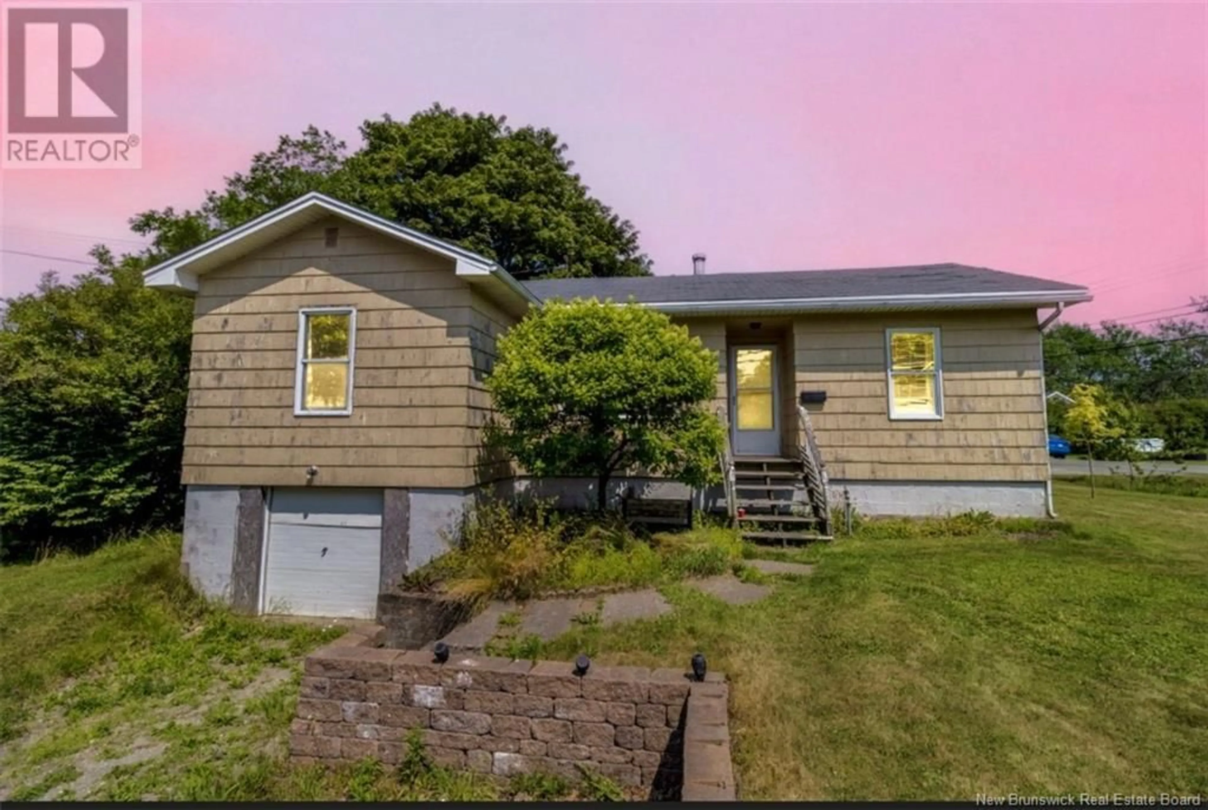 A pic from outside/outdoor area/front of a property/back of a property/a pic from drone, street for 1395 RED HEAD ROAD, Saint John New Brunswick E2P1K2