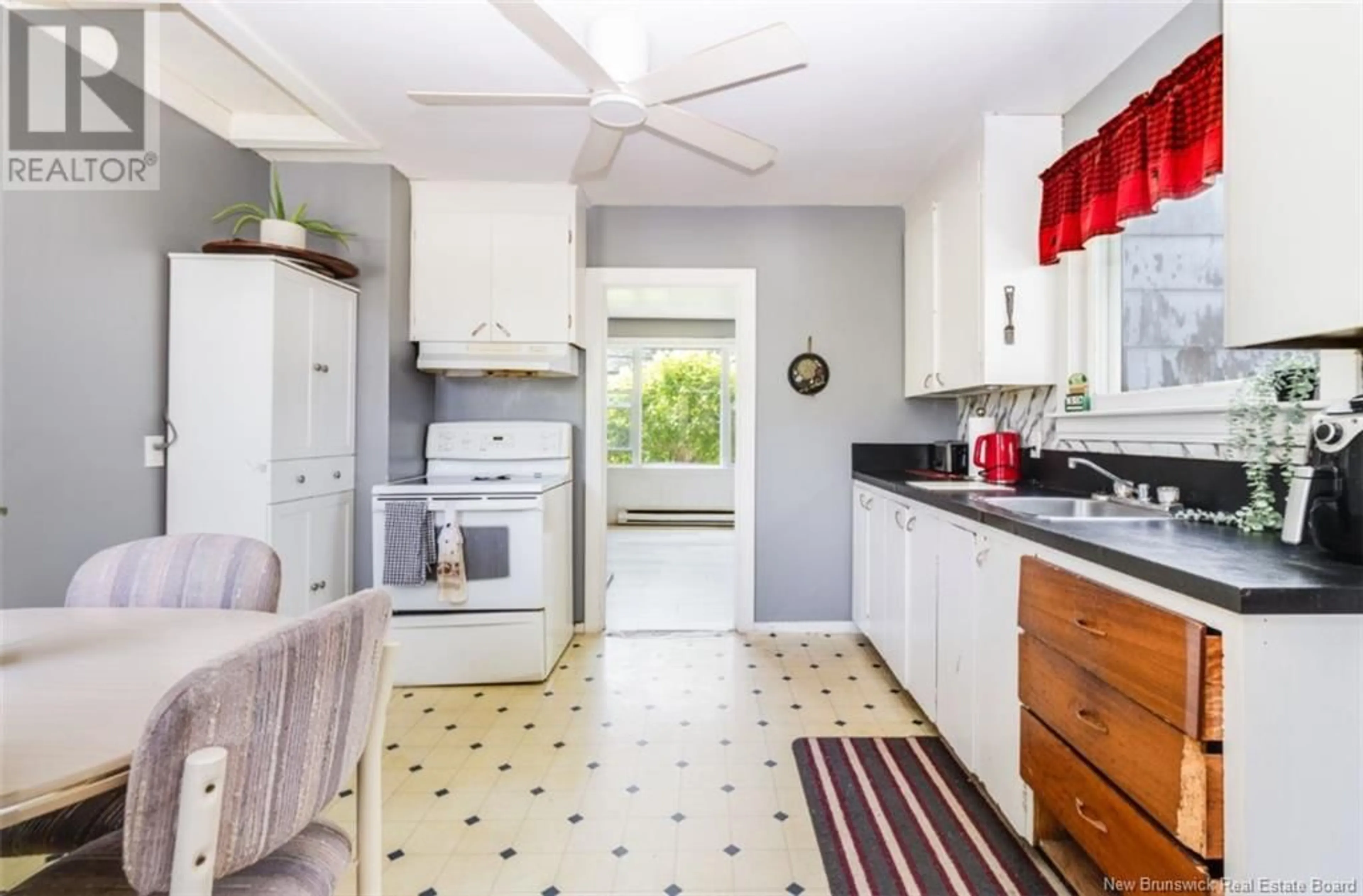 Standard kitchen, ceramic/tile floor for 1395 RED HEAD ROAD, Saint John New Brunswick E2P1K2