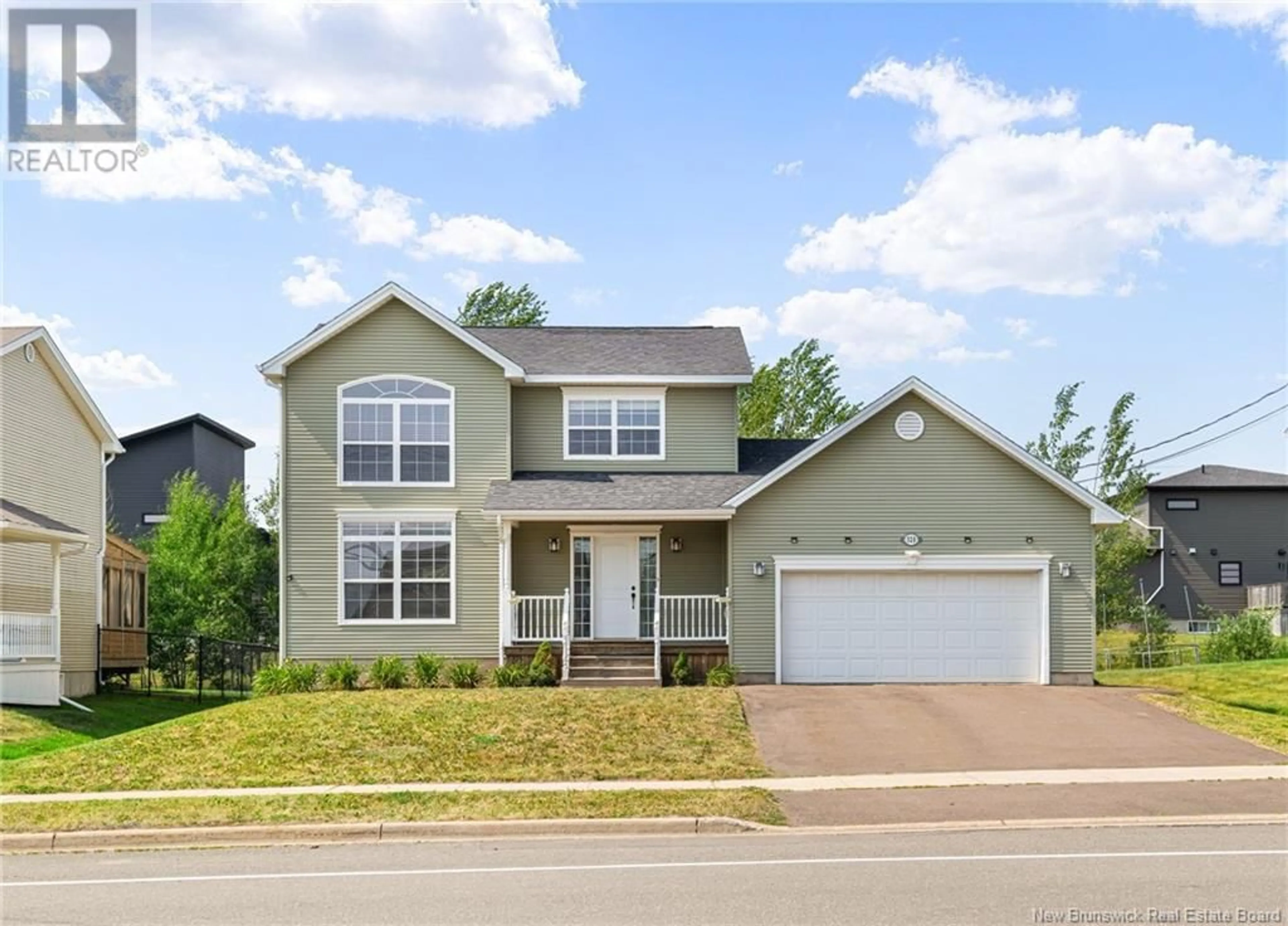 Home with vinyl exterior material, street for 520 EVERGREEN DRIVE, Moncton New Brunswick E1G0K9