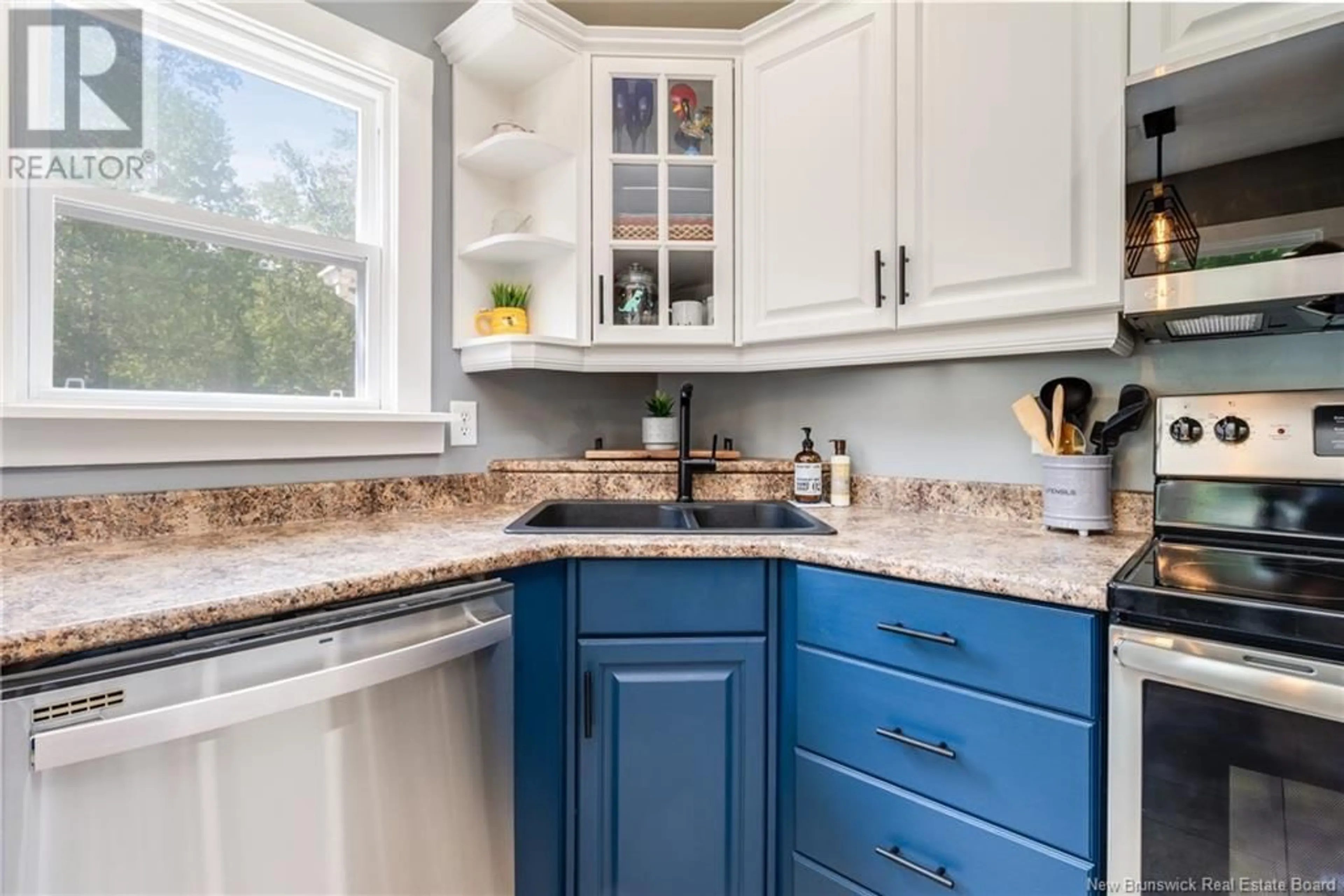 Open concept kitchen, ceramic/tile floor for 209 SAUNDERS ROAD, McAdam New Brunswick E6J1M3