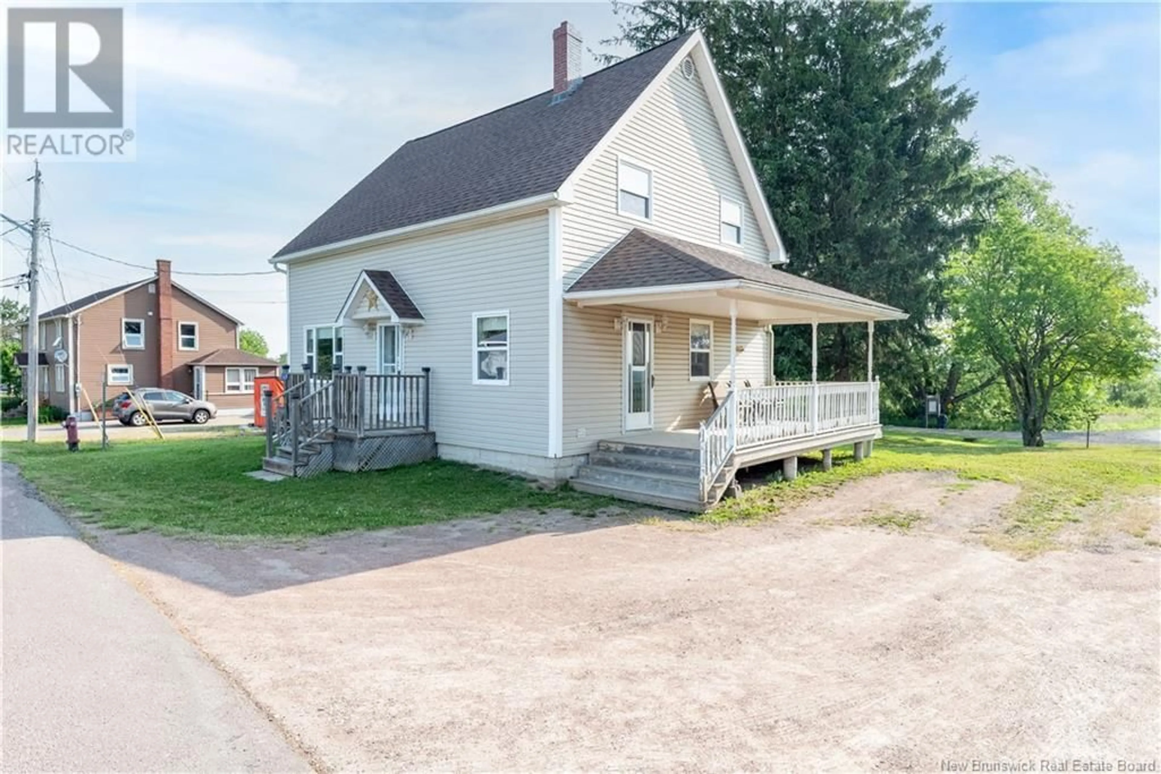 A pic from outside/outdoor area/front of a property/back of a property/a pic from drone, street for 169 JACQUES STREET, Memramcook New Brunswick E4K2H7