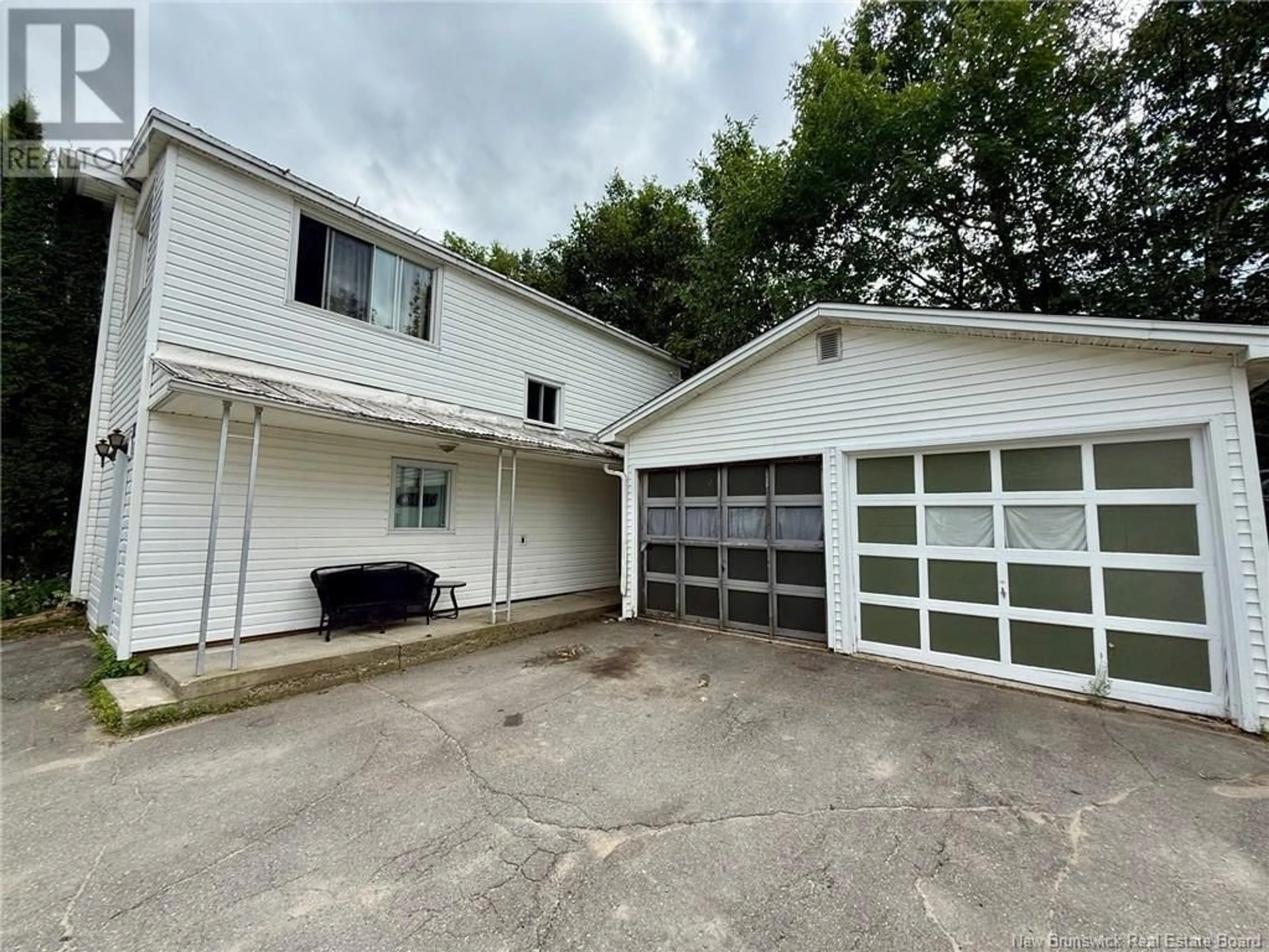 Indoor garage for 7 OAK STREET, McAdam New Brunswick E6J1M5