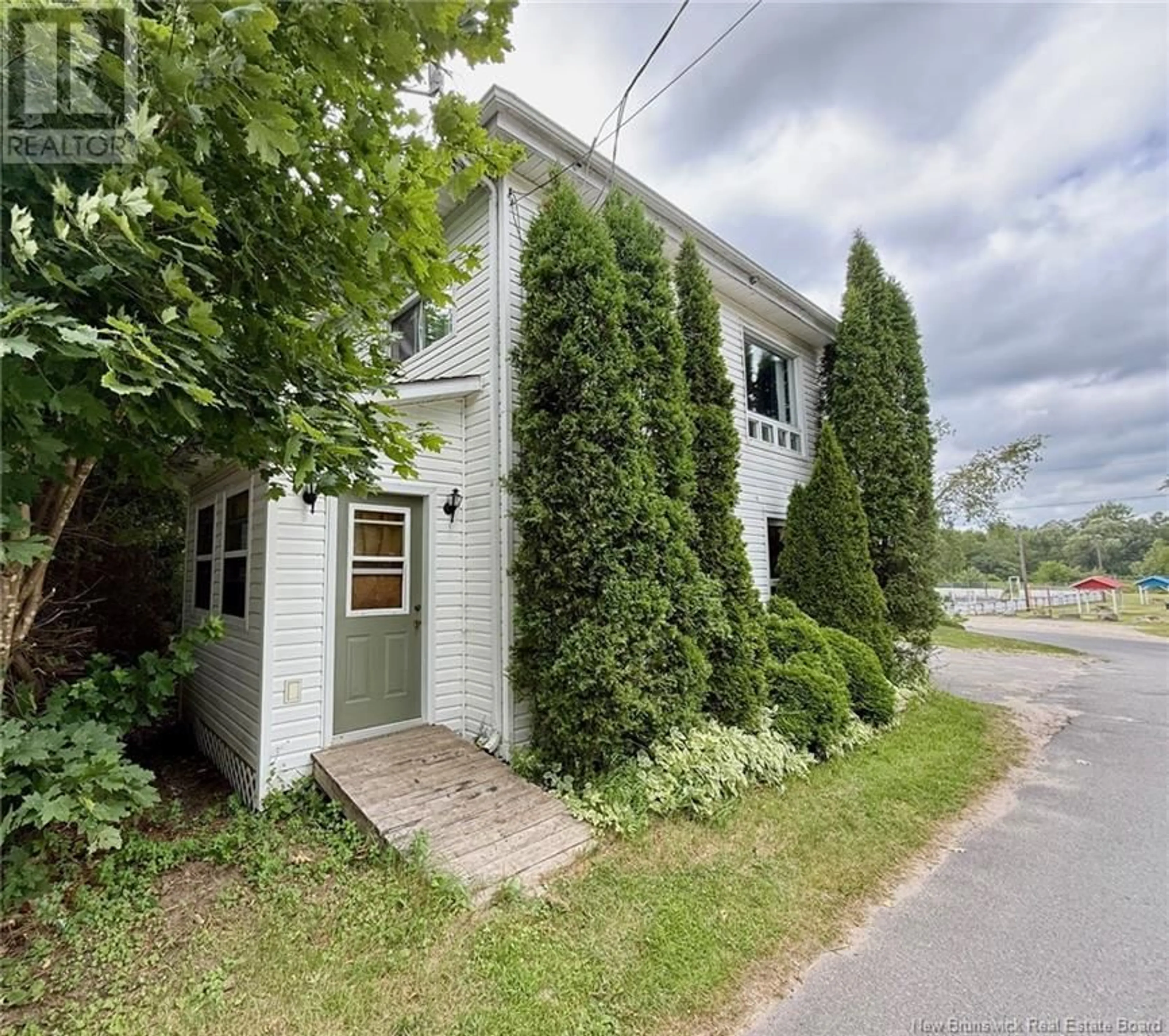 Unknown for 7 OAK STREET, McAdam New Brunswick E6J1M5