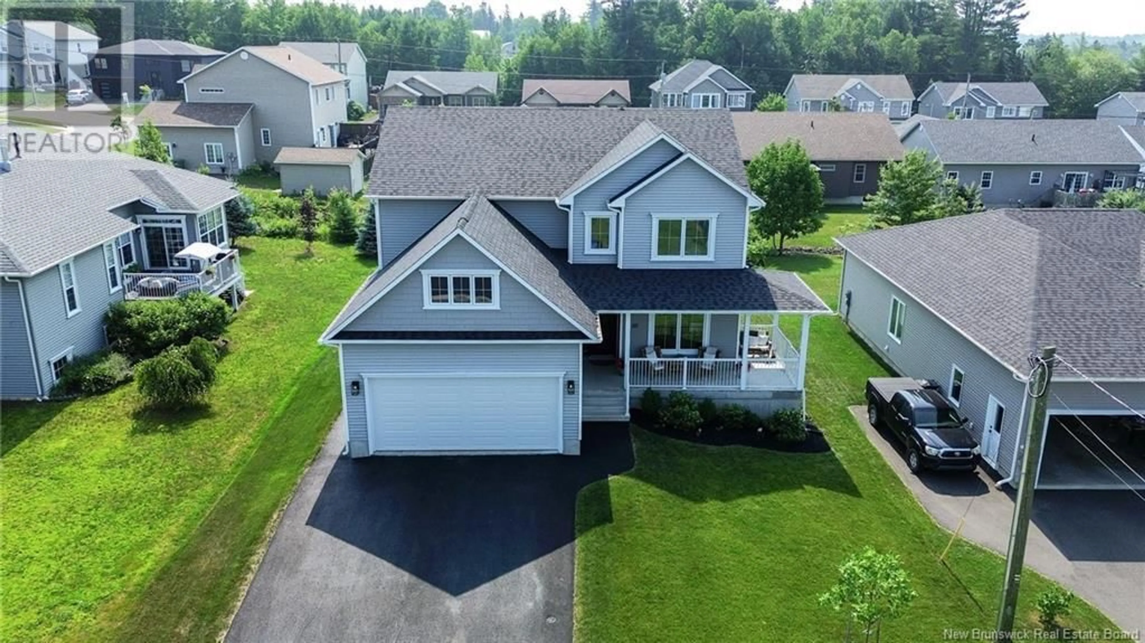 A pic from outside/outdoor area/front of a property/back of a property/a pic from drone, street for 88 REBA CRESCENT, Fredericton New Brunswick E3G0B5
