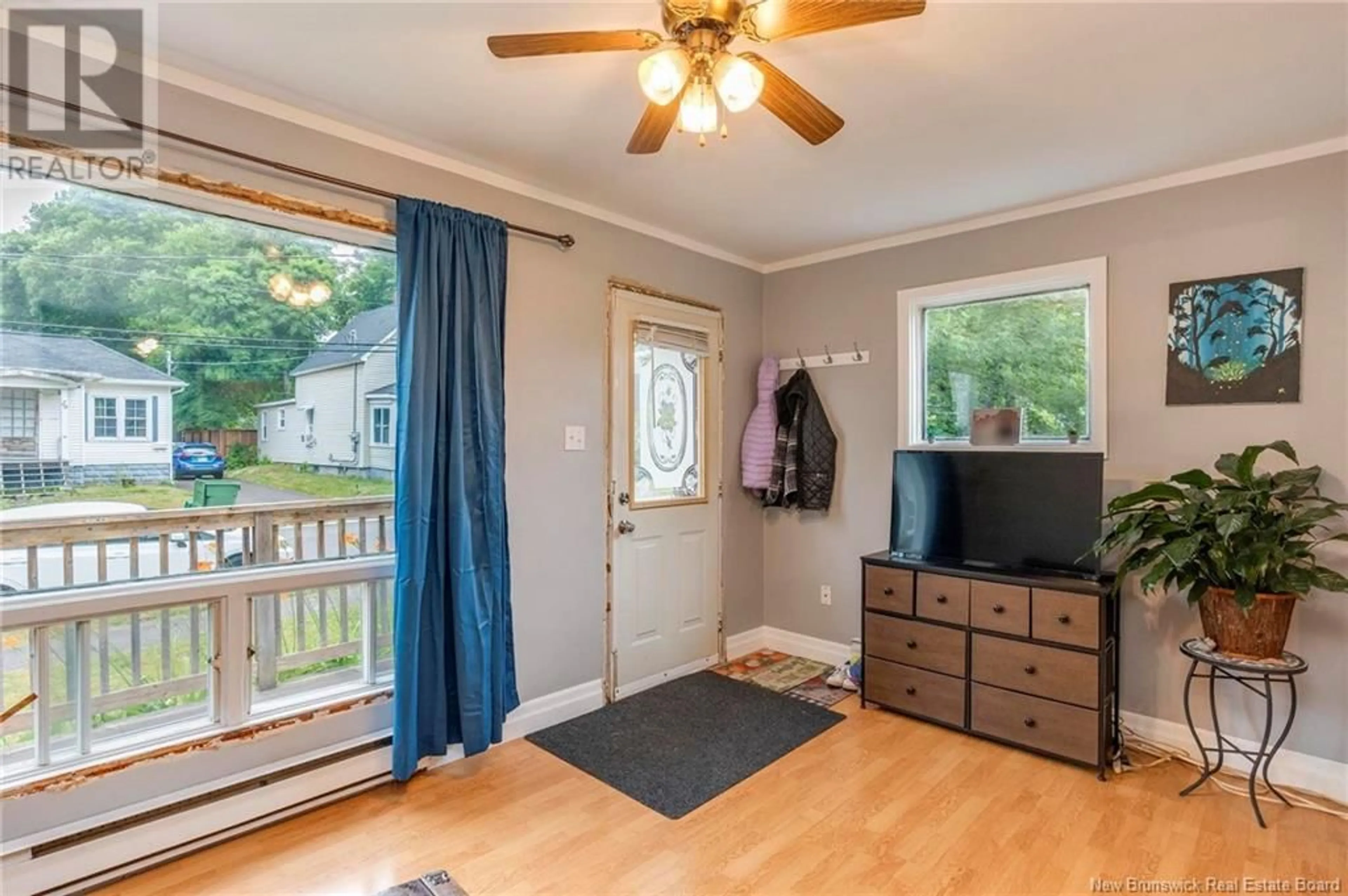 Indoor entryway for 30 CROSS STREET, Moncton New Brunswick E1A3C4