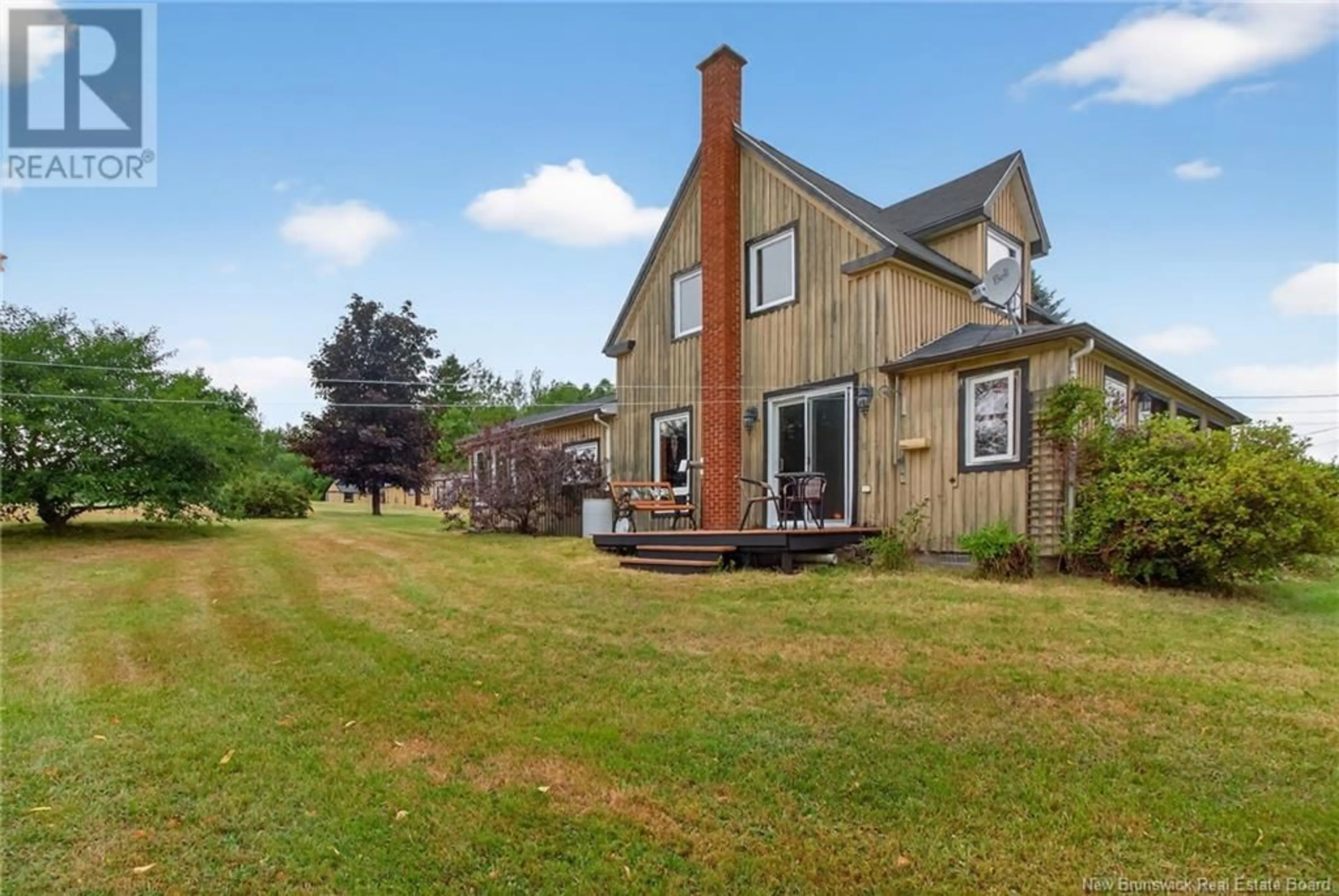 A pic from outside/outdoor area/front of a property/back of a property/a pic from drone, unknown for 2859 ROUTE 535, Cocagne New Brunswick E4R3E2
