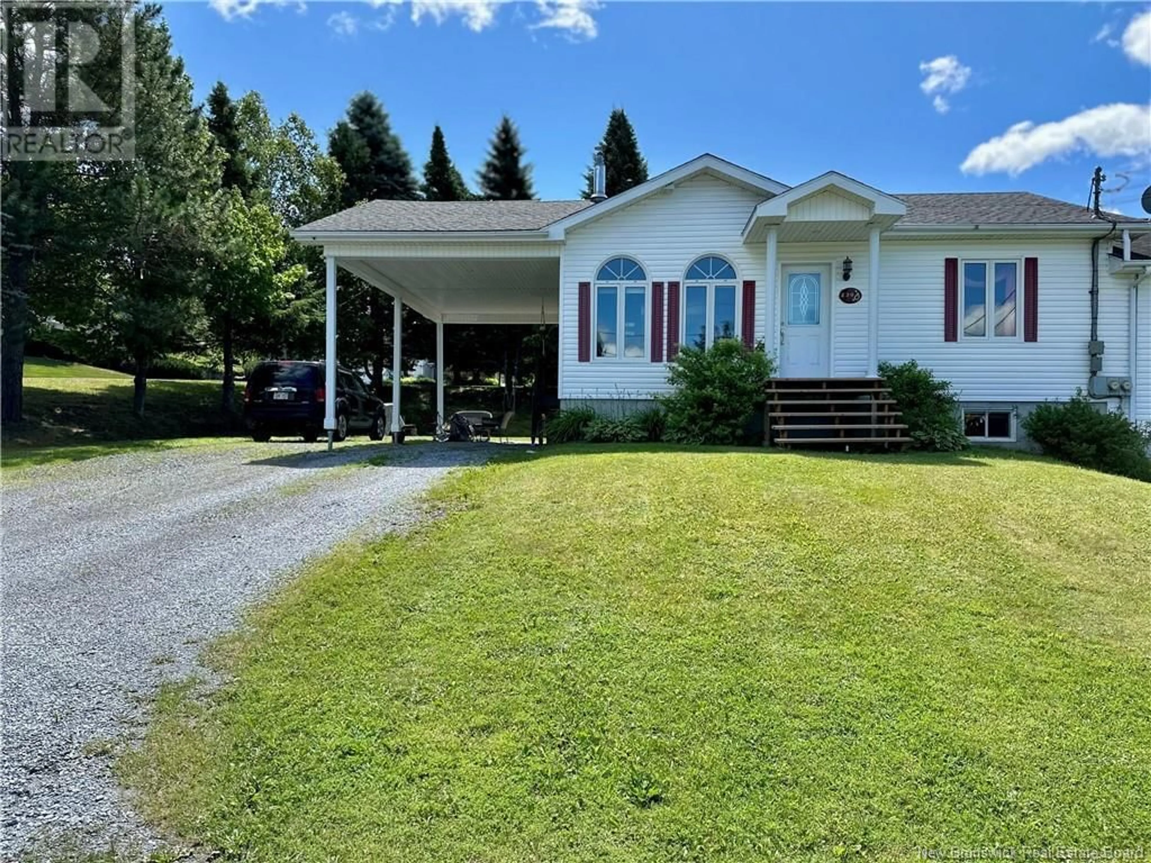 A pic from outside/outdoor area/front of a property/back of a property/a pic from drone, unknown for 139 BELISLE AVENUE, Edmundston New Brunswick E3V4C7