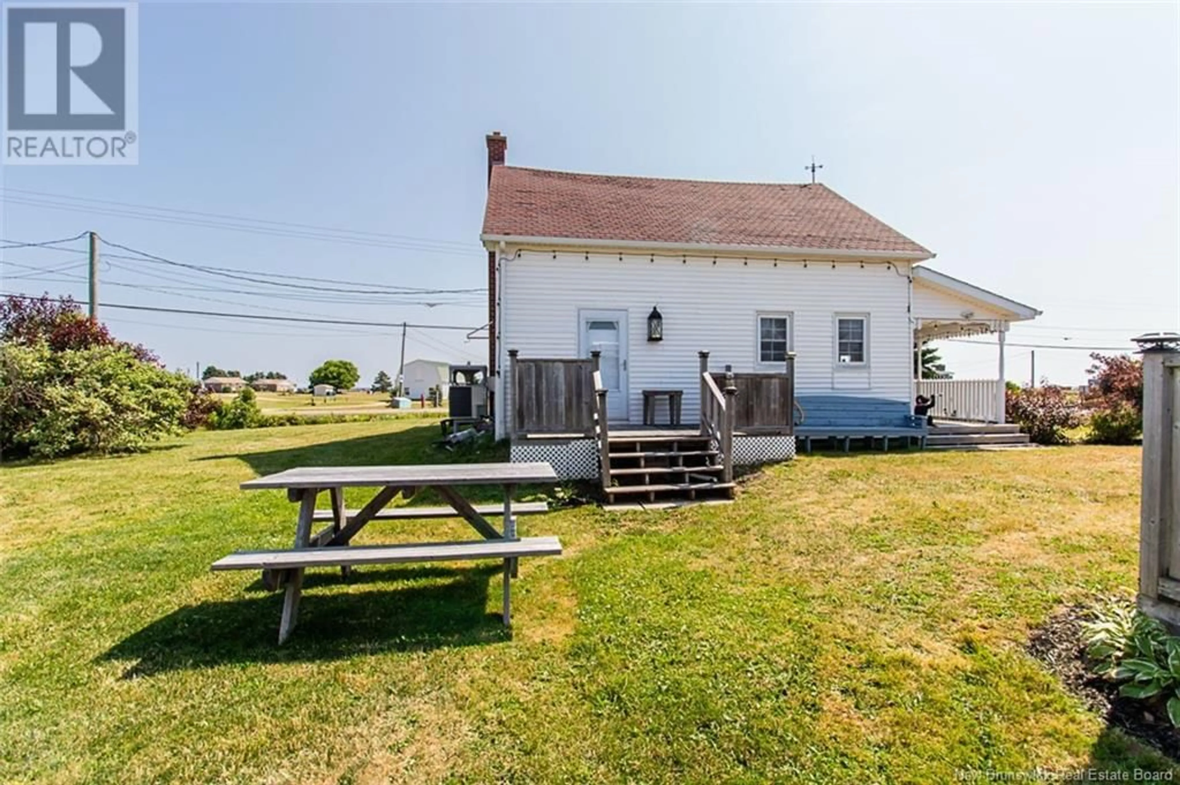 Patio, building for 2119 ROUTE 475, Saint-Edouard-De-Kent New Brunswick E4S4W2