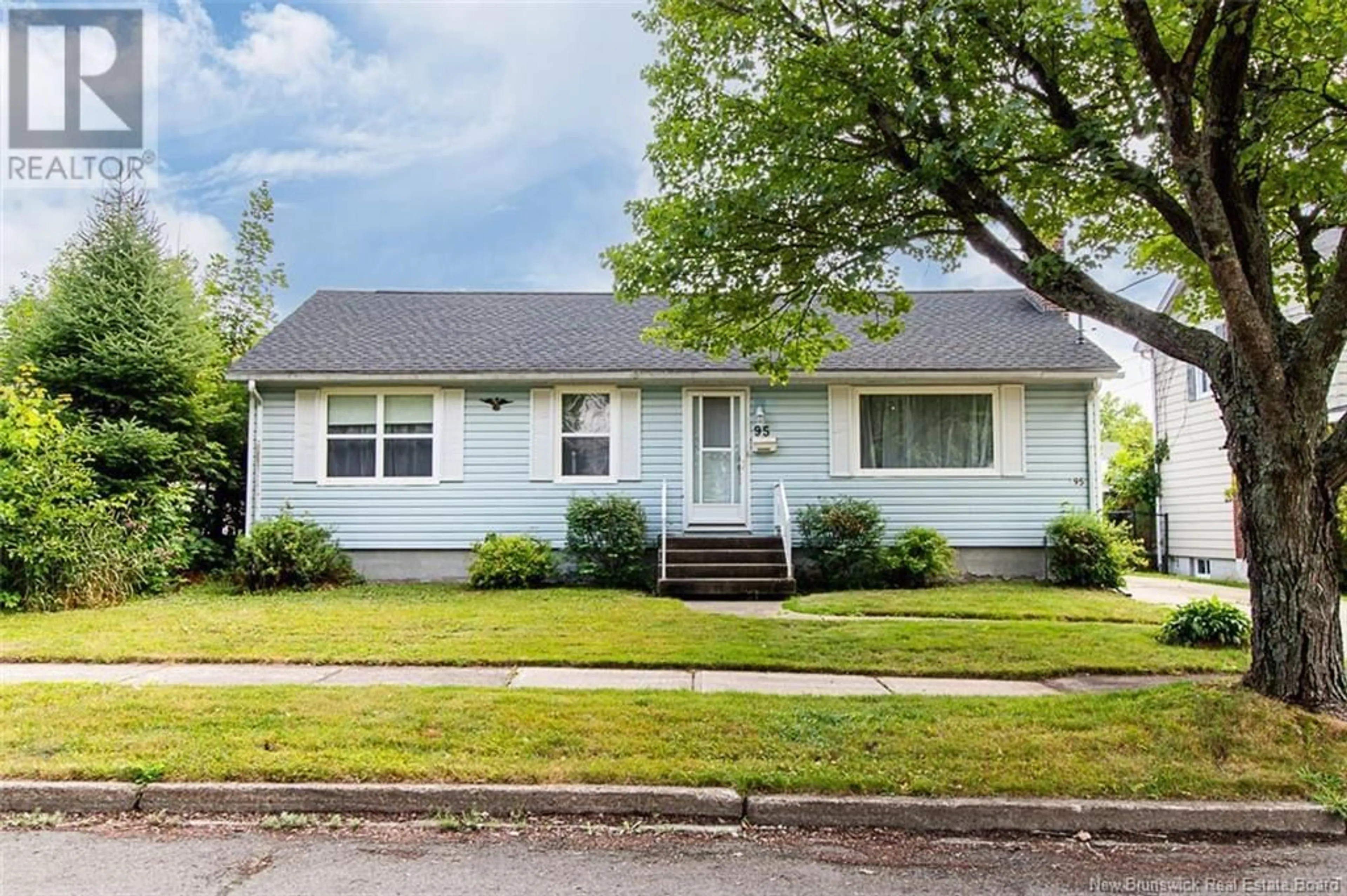 Home with vinyl exterior material, street for 95 CORONATION DRIVE, Moncton New Brunswick E1E2X3
