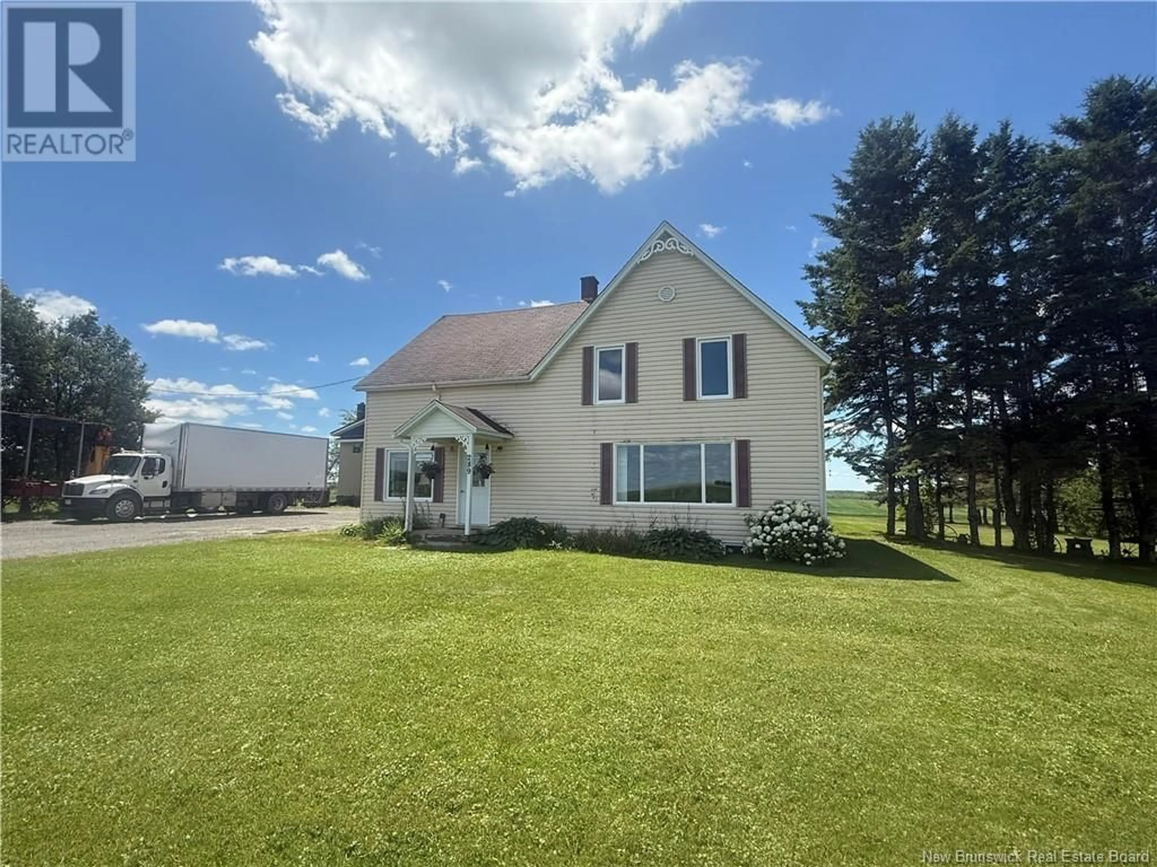A pic from outside/outdoor area/front of a property/back of a property/a pic from drone, water/lake/river/ocean view for 289 1IER RANG, DSL de Drummond/DSL of Drummond New Brunswick E3Y2S7
