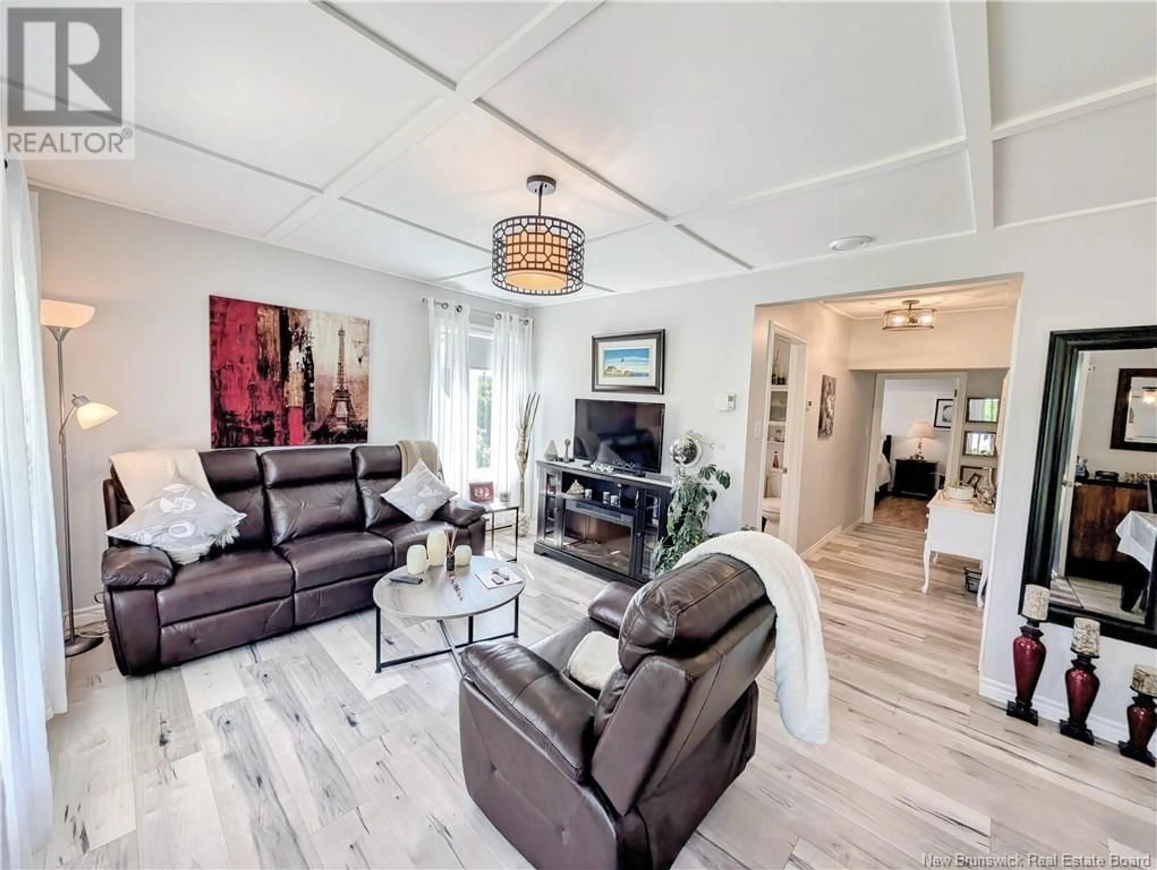 Living room with furniture, unknown for 35 NB 325, Trudel New Brunswick E8R1N7