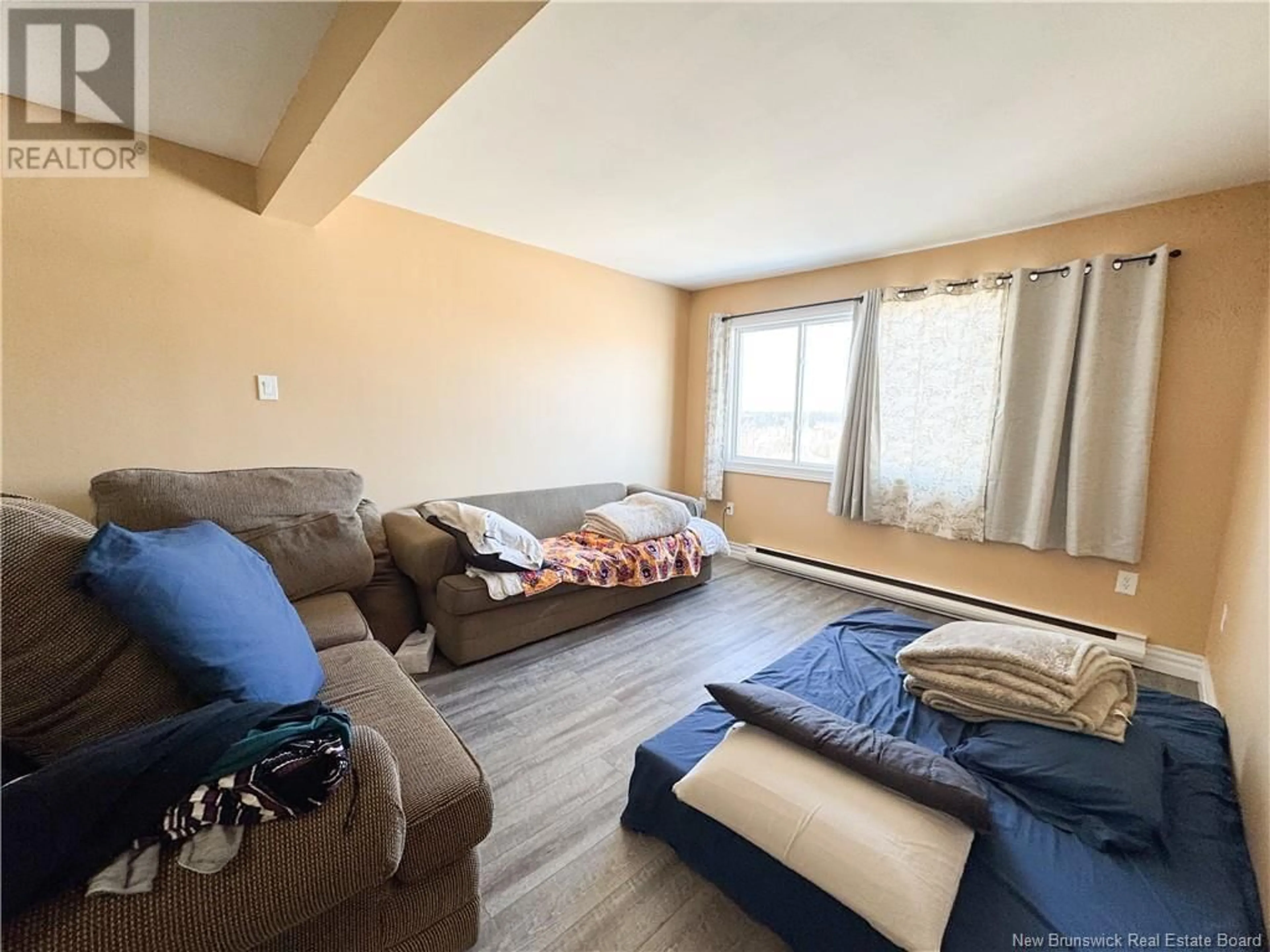 A pic of a room for 9 - 125 COLDBROOK CRESCENT, Saint John New Brunswick E2J3Z3