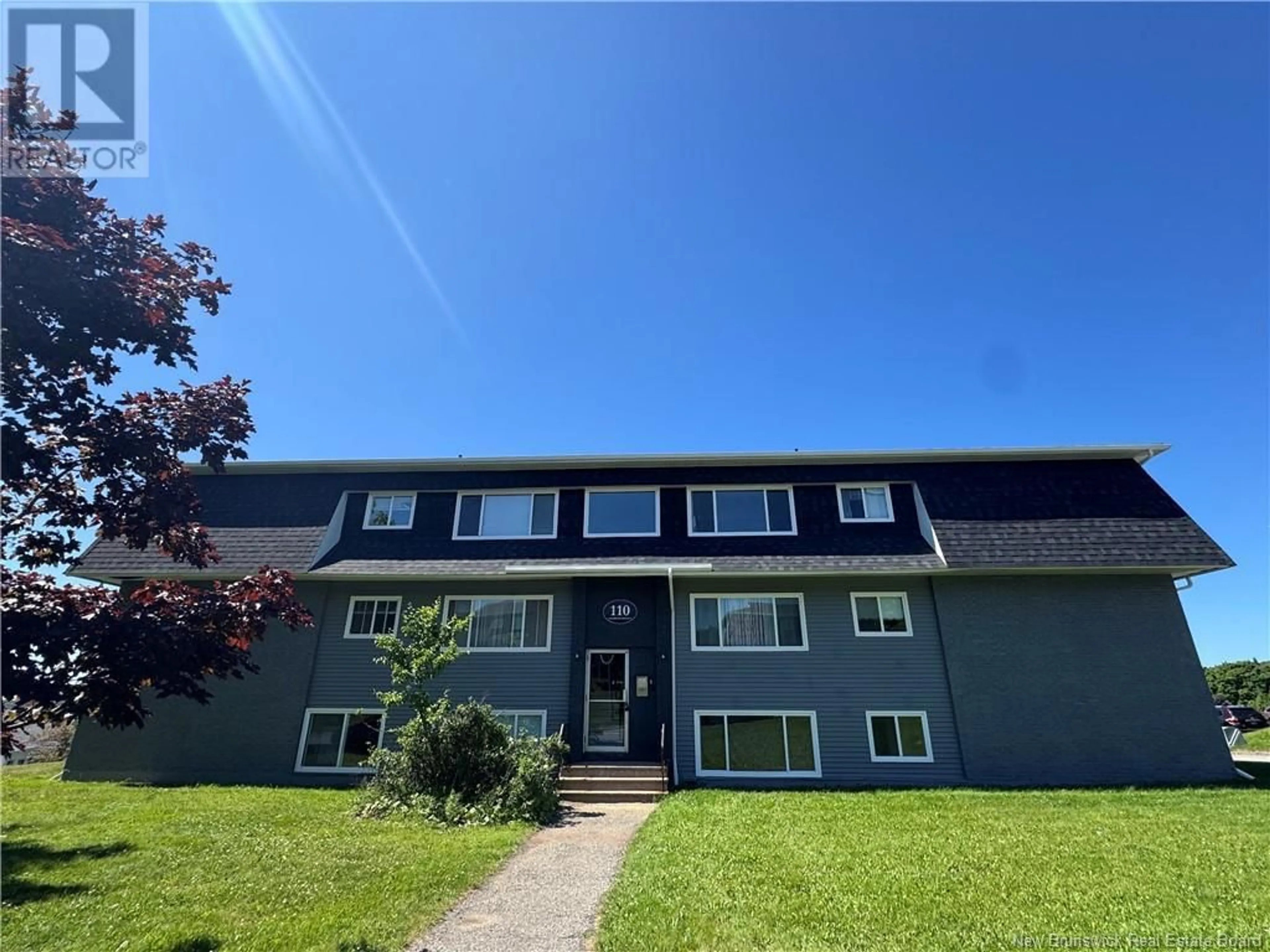 A pic from outside/outdoor area/front of a property/back of a property/a pic from drone, building for 11 - 110 COLDBROOK CRESCENT, Saint John New Brunswick E2J3Z3