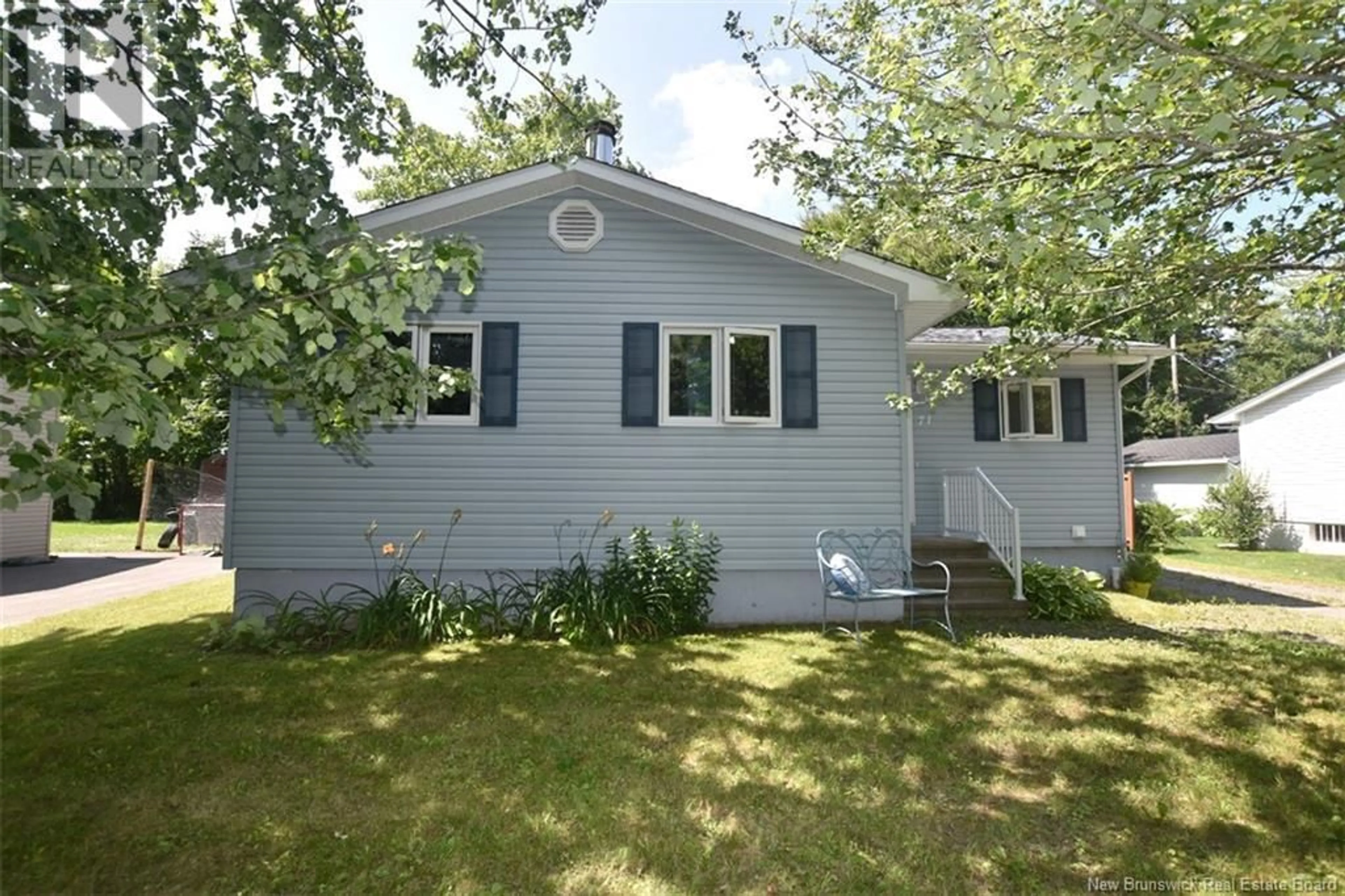 Home with vinyl exterior material, street for 71 SPRUCEWOOD DRIVE, New Maryland New Brunswick E3C1C6