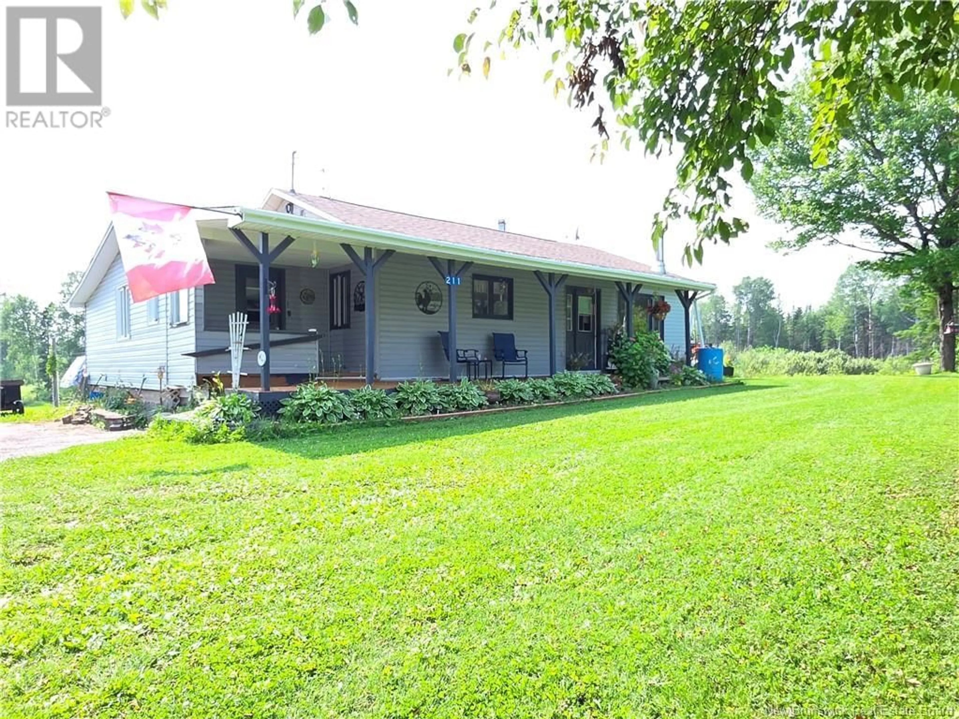 Patio, unknown for 211 ROUTE 395, Mclaughlin New Brunswick E7G3T7