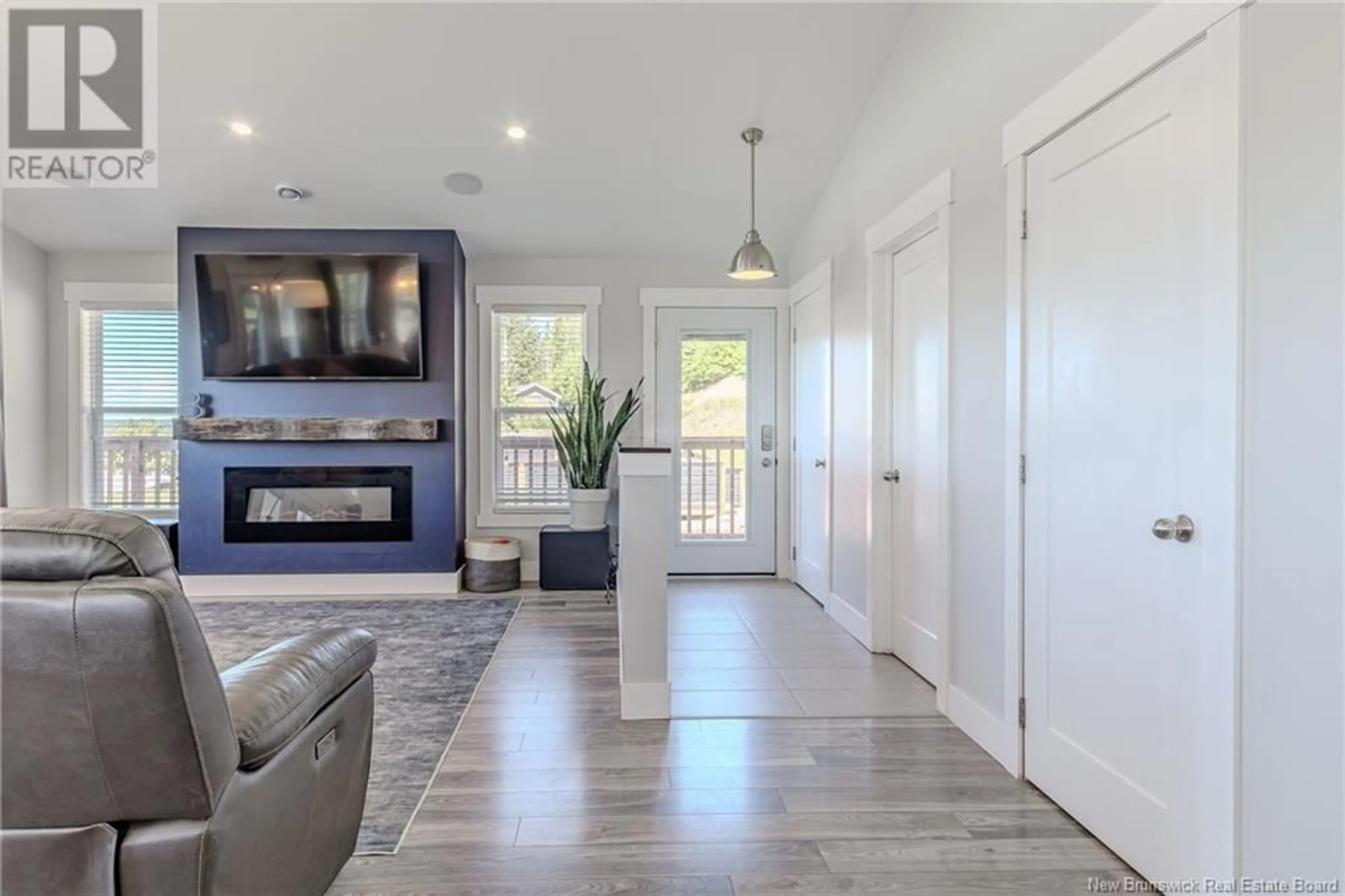 Indoor entryway for 838 ROUTE 845, Kingston Corner New Brunswick E5N1V3