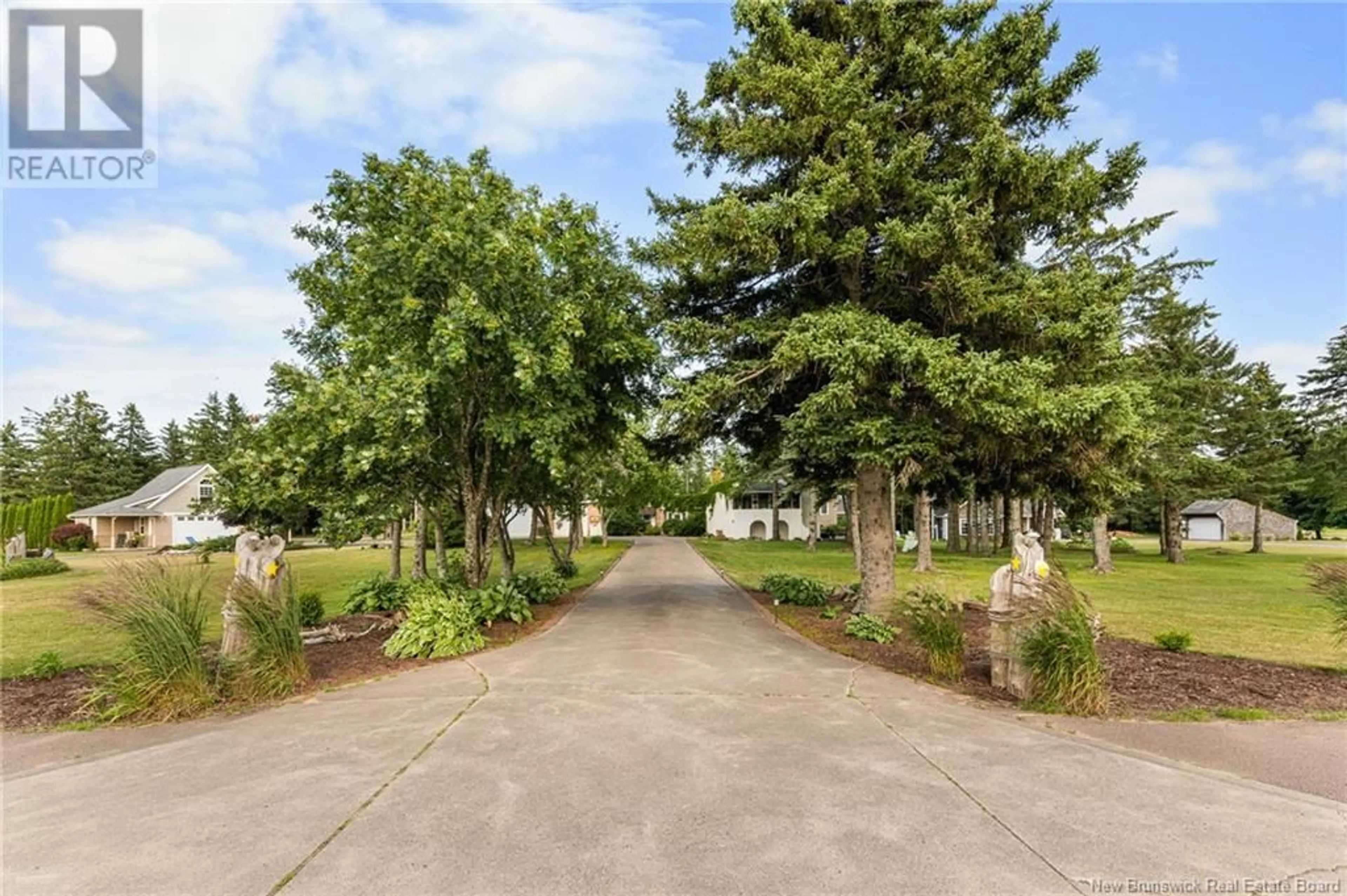 Patio, street for 30 DOIRON, Grand-Barachois New Brunswick E4P7K1