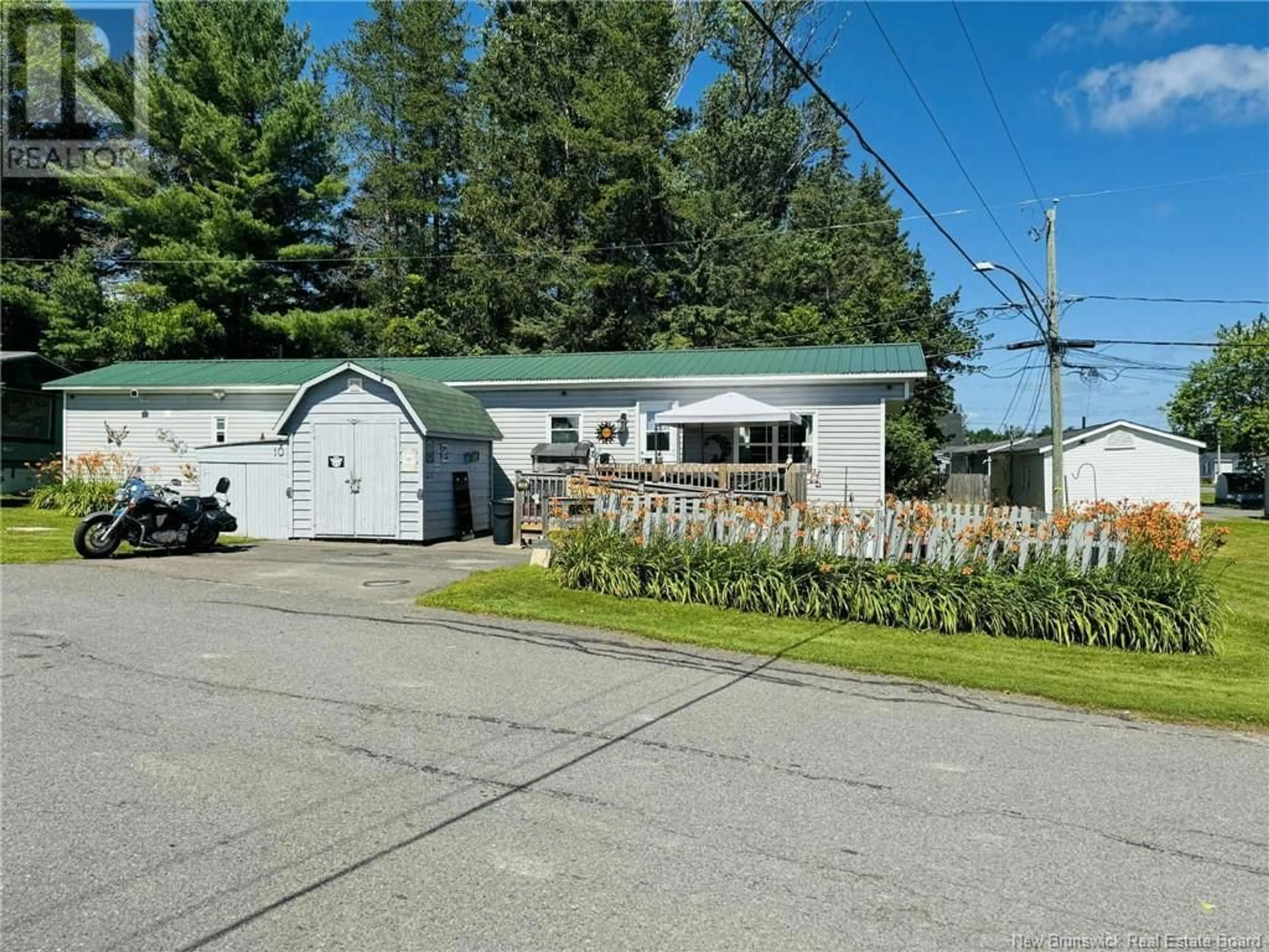 Indoor garage for 10 SNOW GOOSE DRIVE, Lincoln New Brunswick E3B7E9