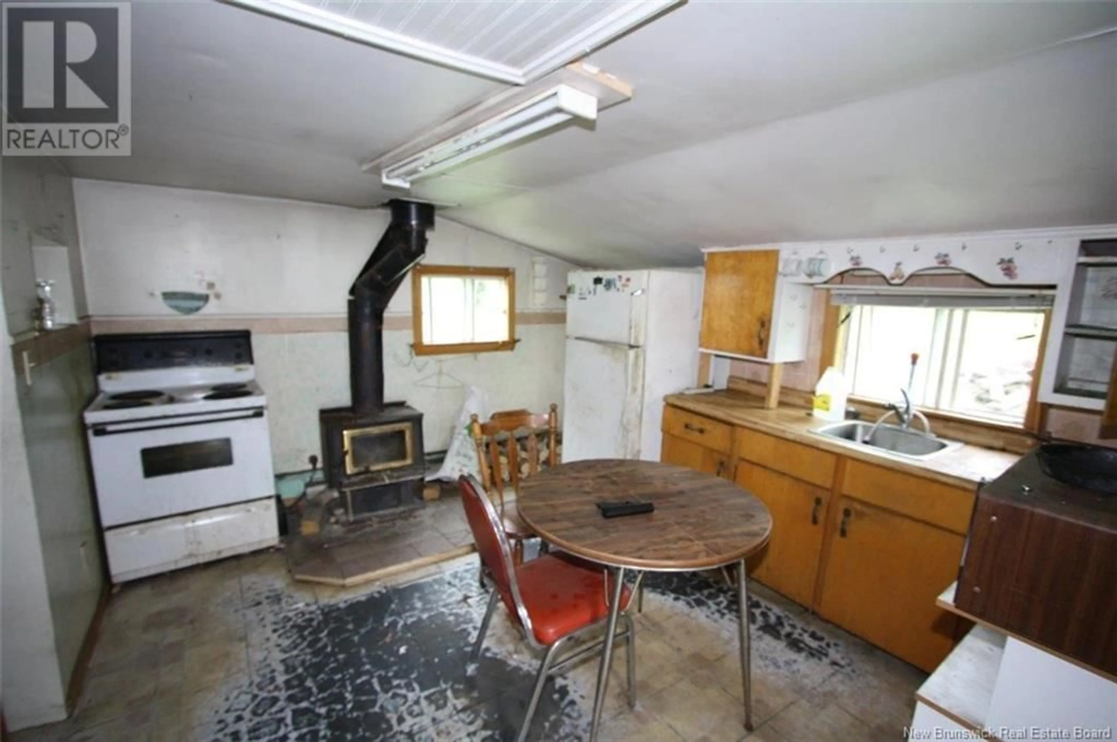 Standard kitchen, unknown for 406 TAXIS RIVER ROAD, Taxis River New Brunswick E6A1B2