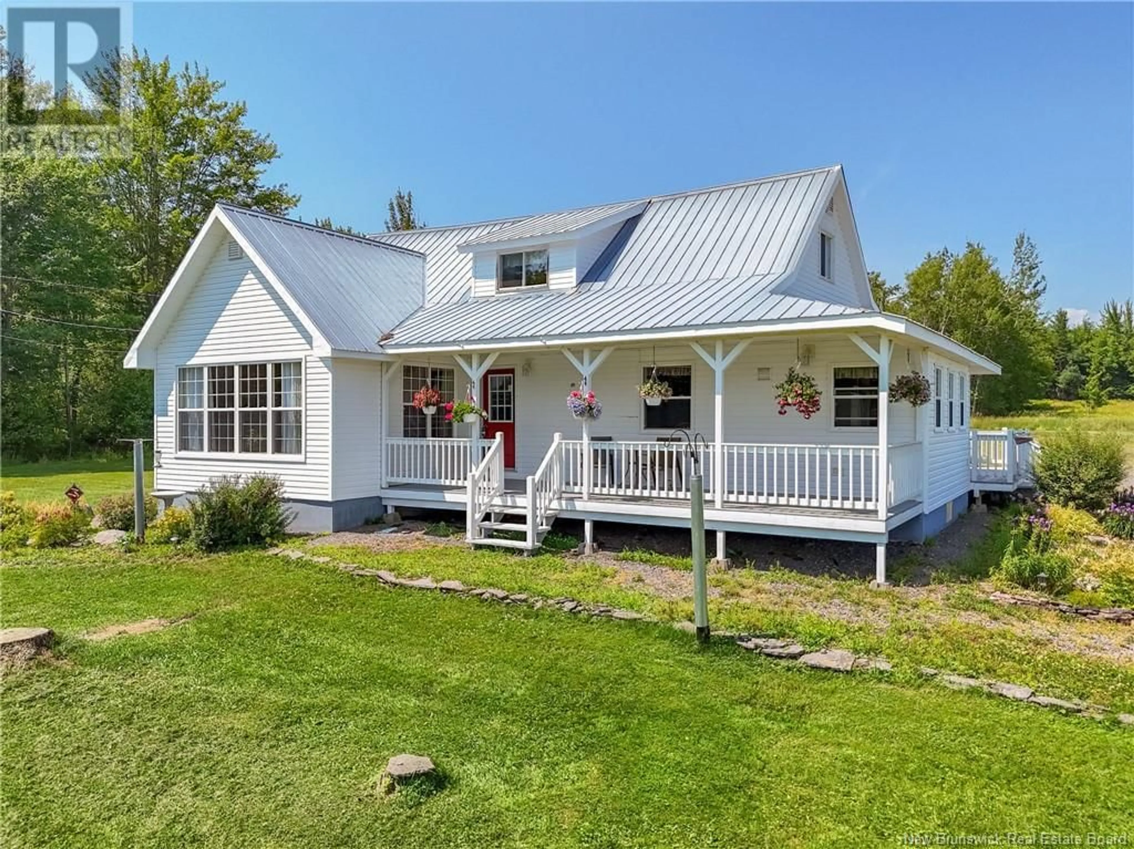 Home with vinyl exterior material, unknown for 887 ROUTE 690, Fredericton New Brunswick E4B1P4
