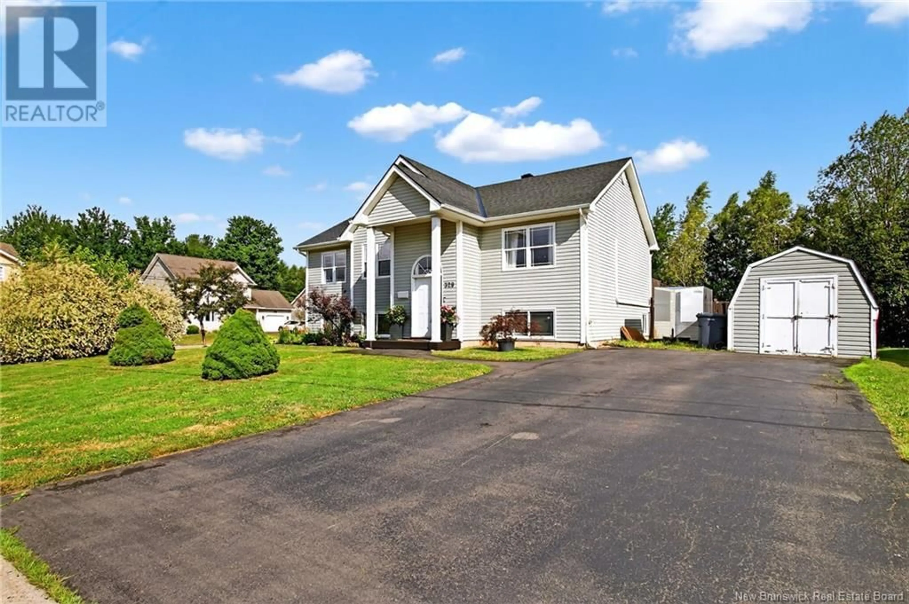 Pool for 329 ALFRED-LEGER STREET, Dieppe New Brunswick E1A8J2