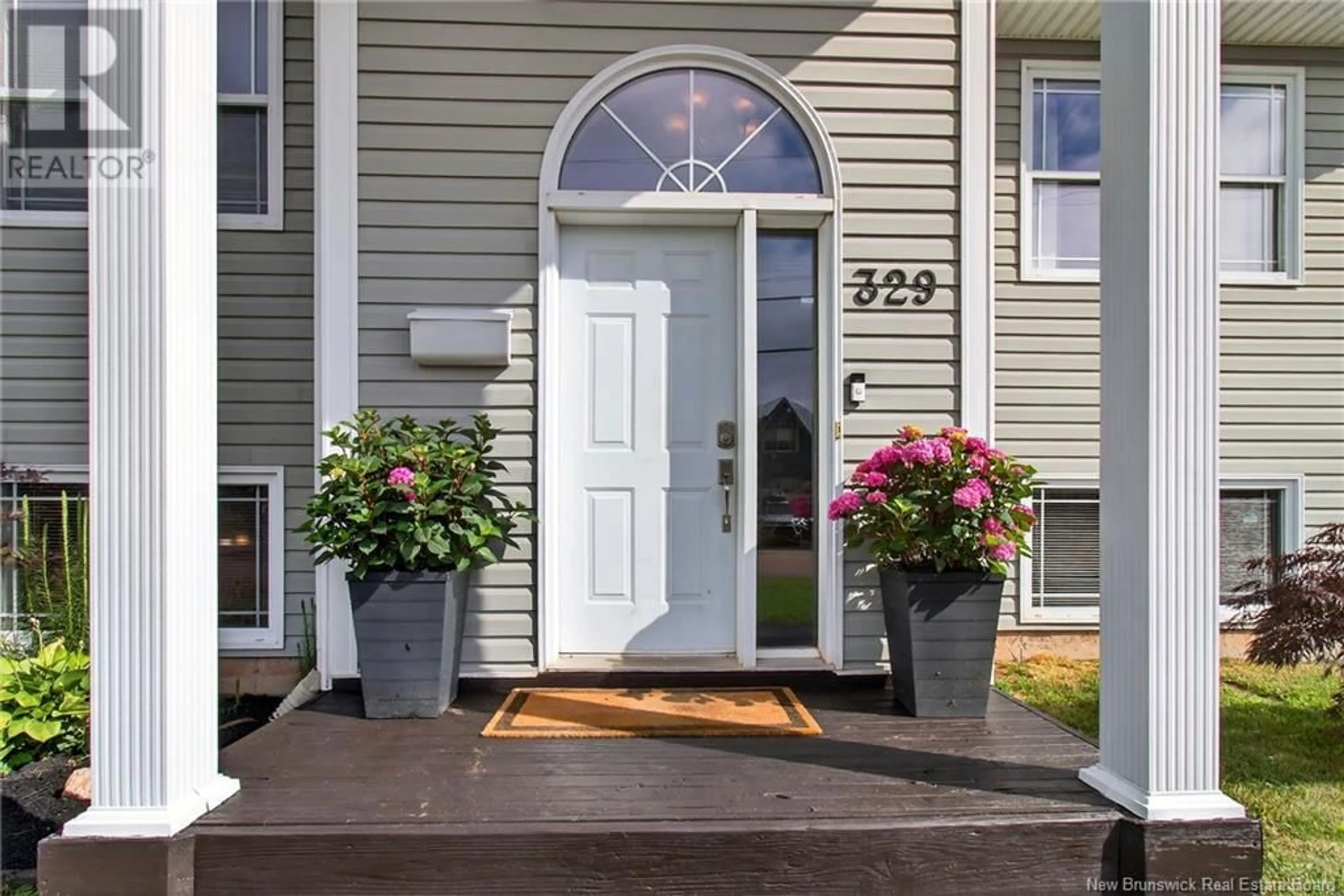 Indoor entryway for 329 ALFRED-LEGER STREET, Dieppe New Brunswick E1A8J2