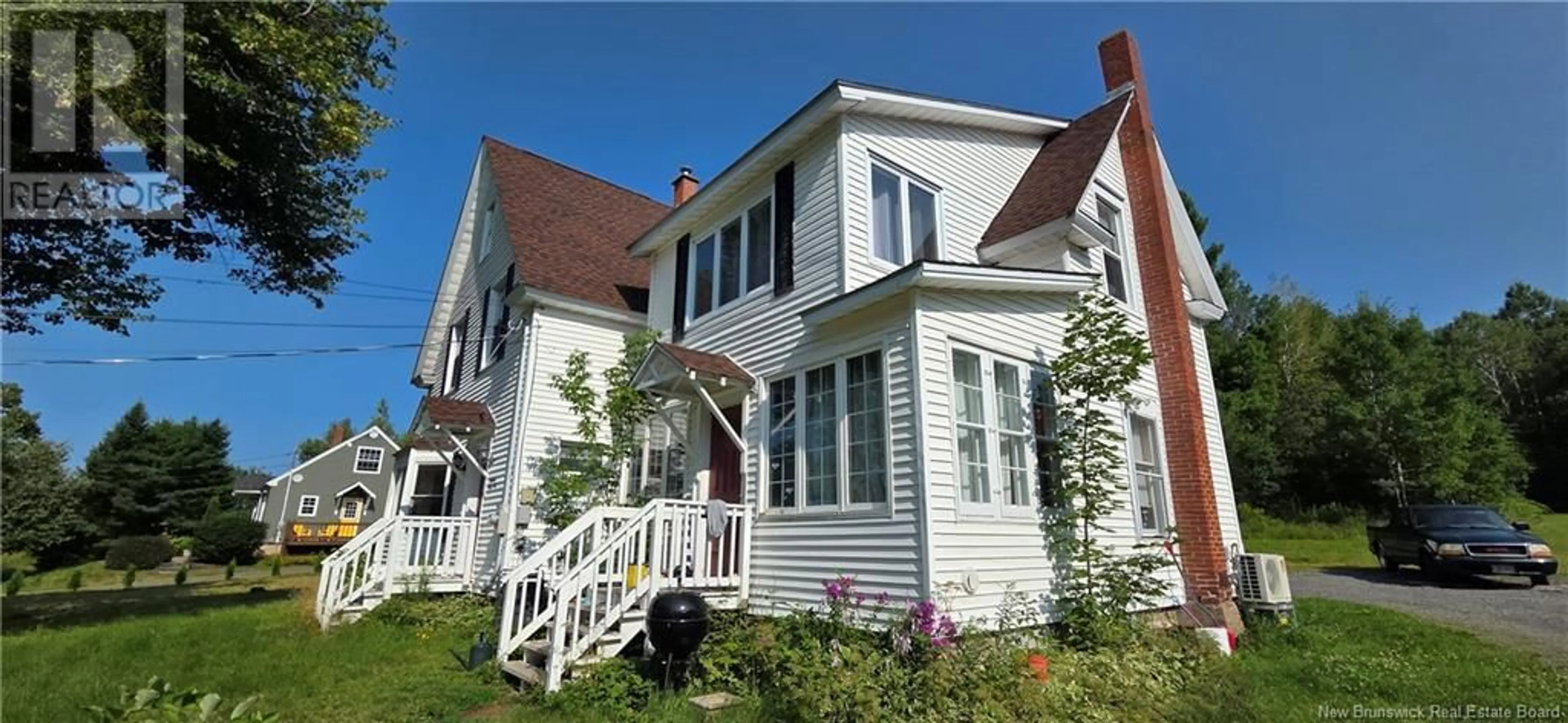 Home with vinyl exterior material, street for 1341 SALISBURY ROAD, Moncton New Brunswick E1E4P3