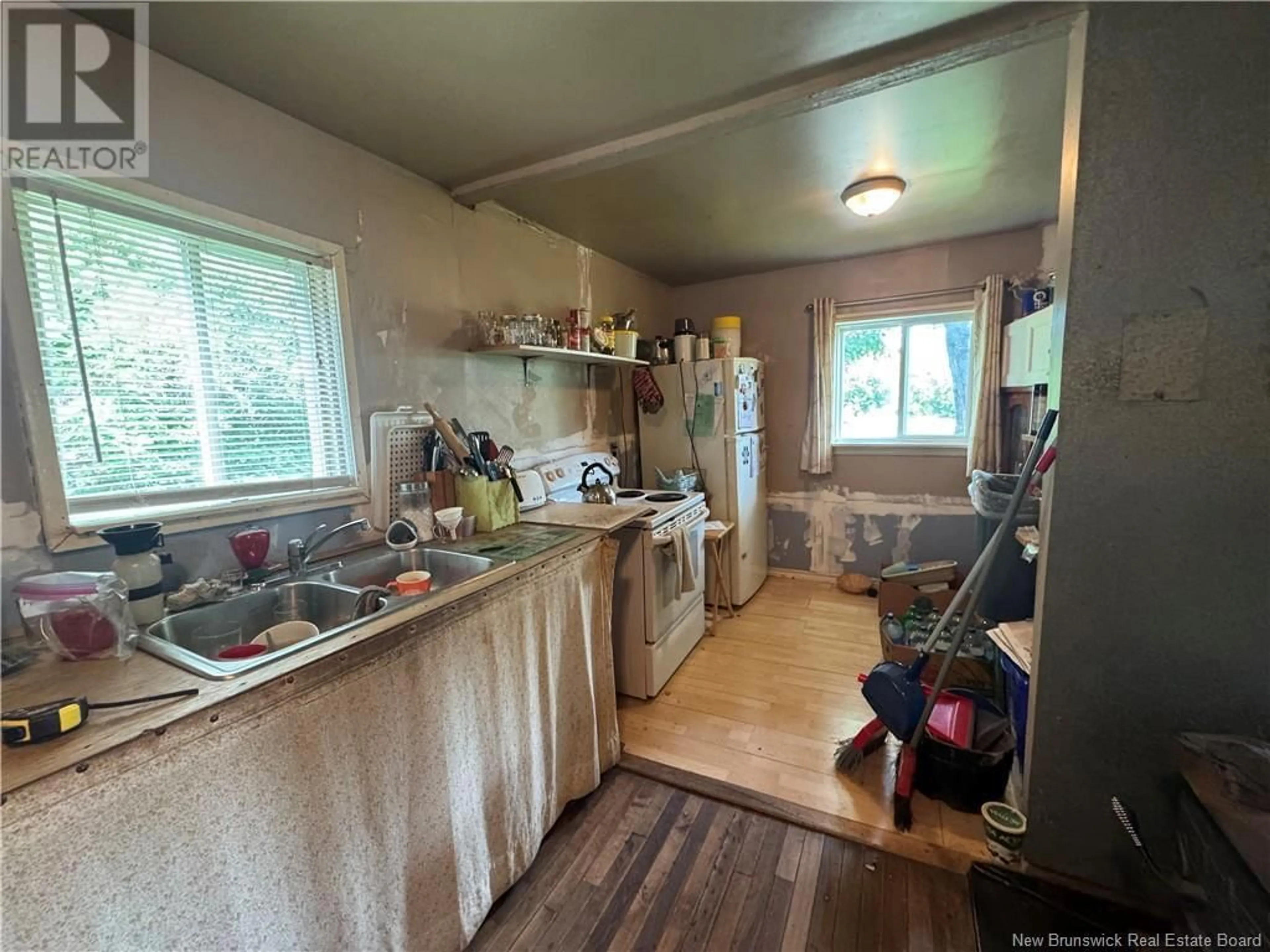 Standard kitchen, unknown for 3 HERITAGE LANE, Bloomfield New Brunswick E5N4X4