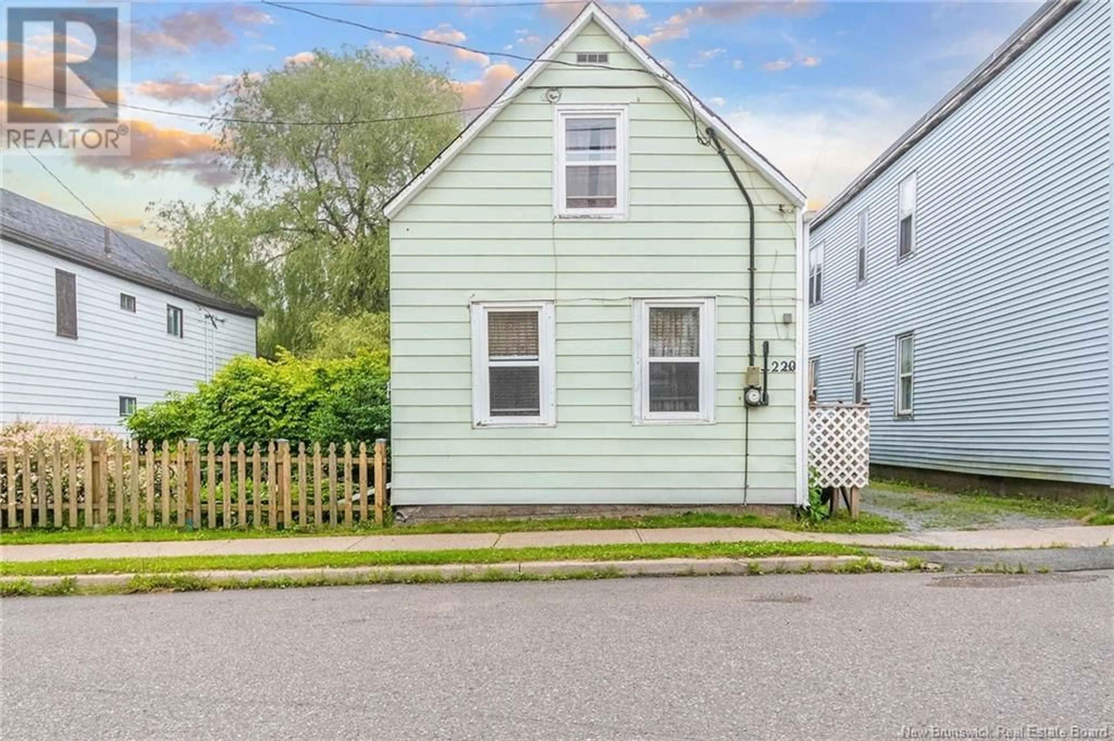 Home with vinyl exterior material, street for 220 RODNEY STREET, Saint John New Brunswick E2M1X4