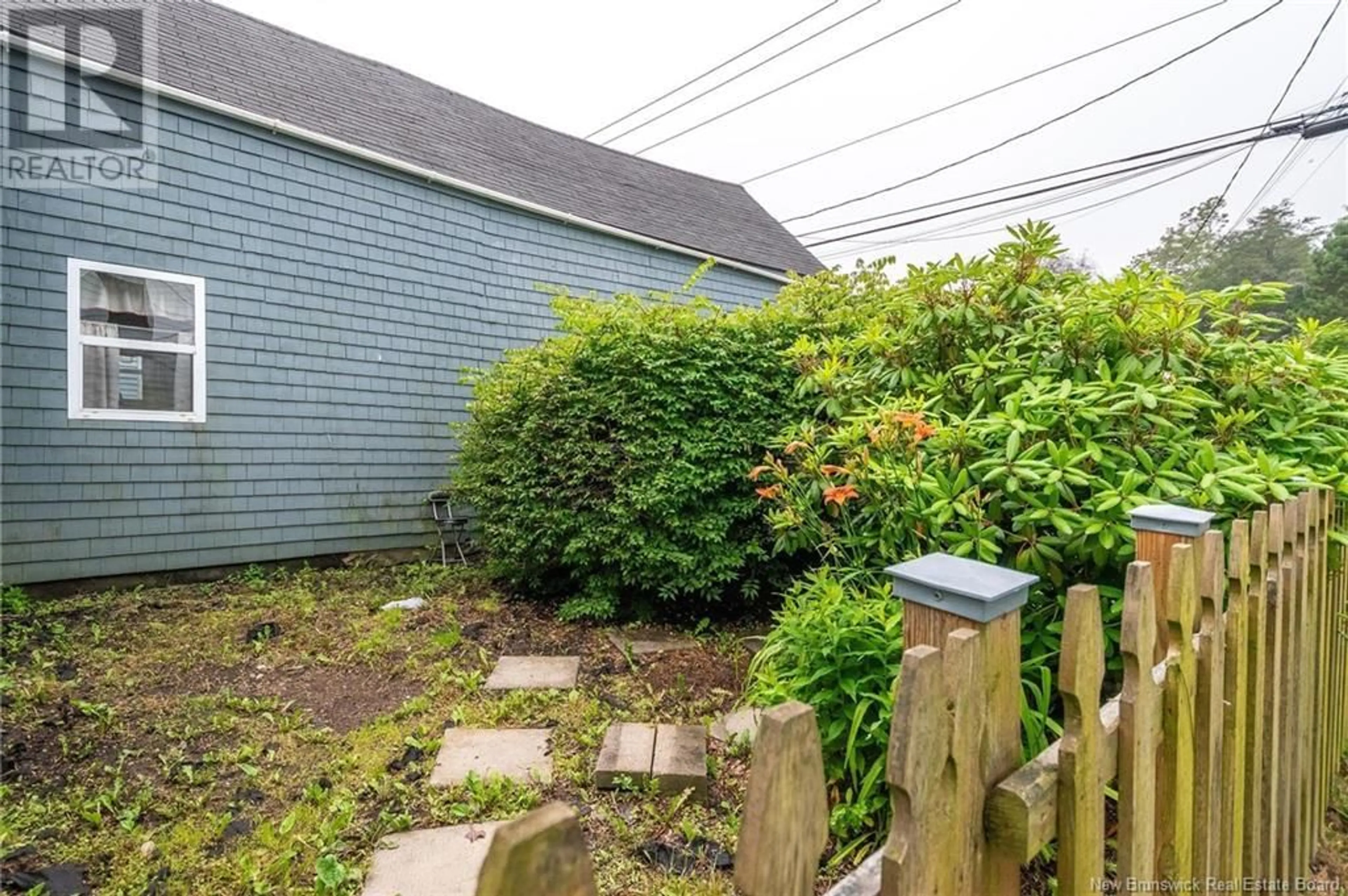 Patio, street for 220 RODNEY STREET, Saint John New Brunswick E2M1X4