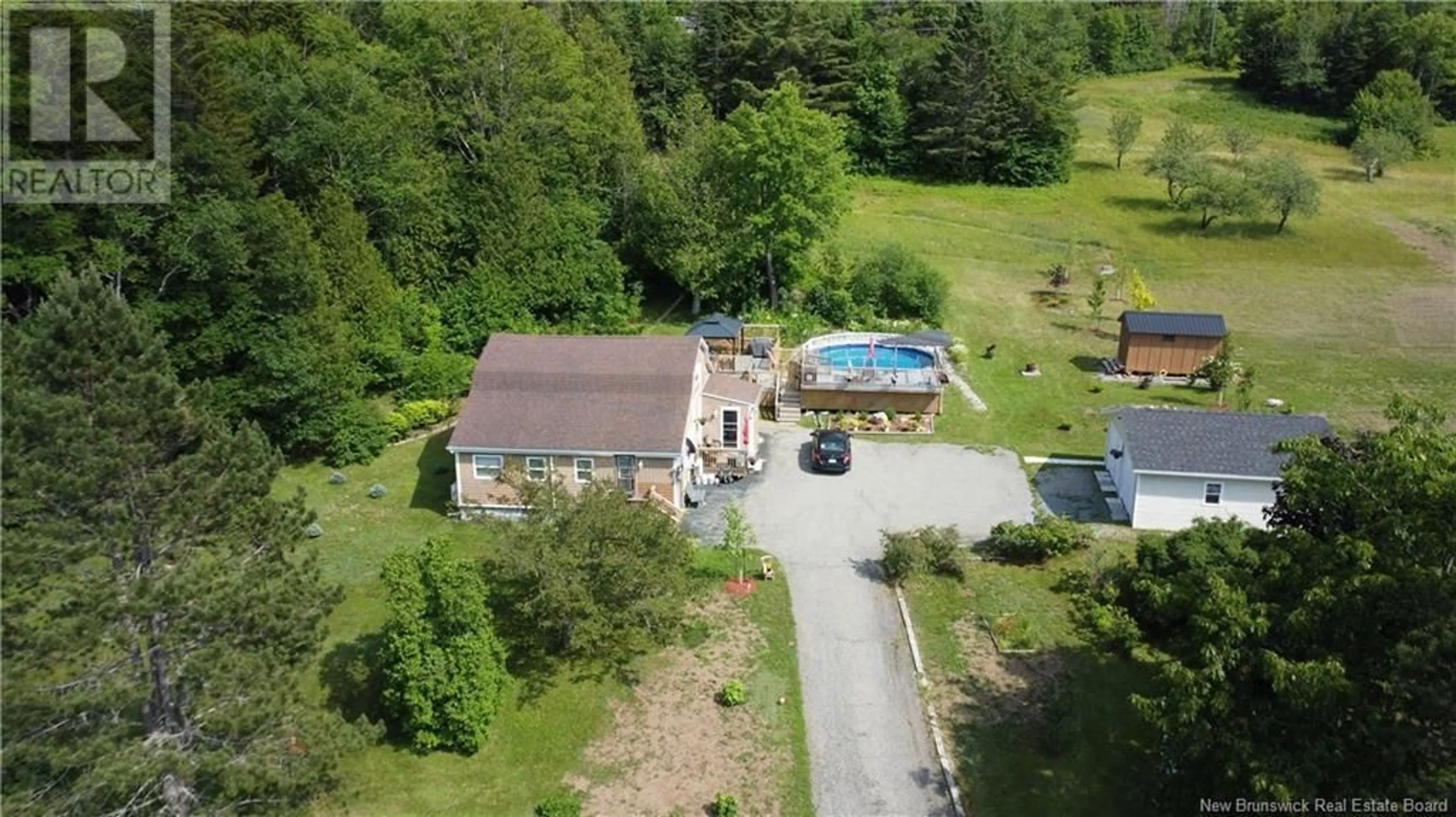 A pic from outside/outdoor area/front of a property/back of a property/a pic from drone, unknown for 7 SAND POINT WHARF ROAD, Bayswater New Brunswick E5S1M5