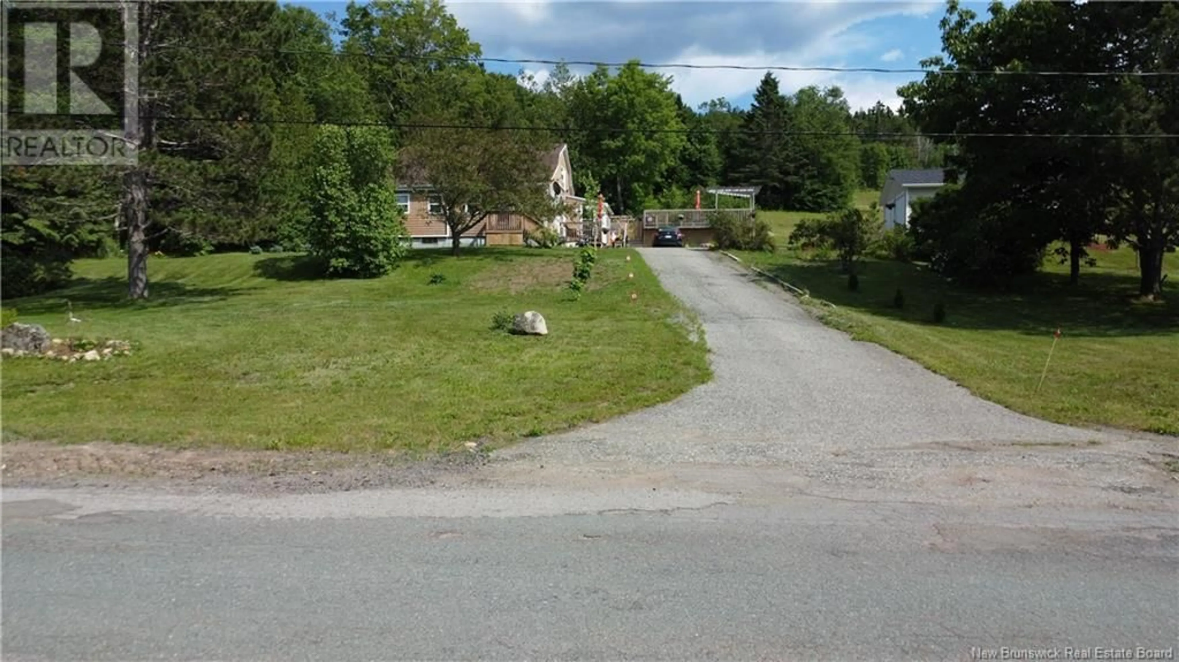 A pic from outside/outdoor area/front of a property/back of a property/a pic from drone, street for 7 SAND POINT WHARF ROAD, Bayswater New Brunswick E5S1M5