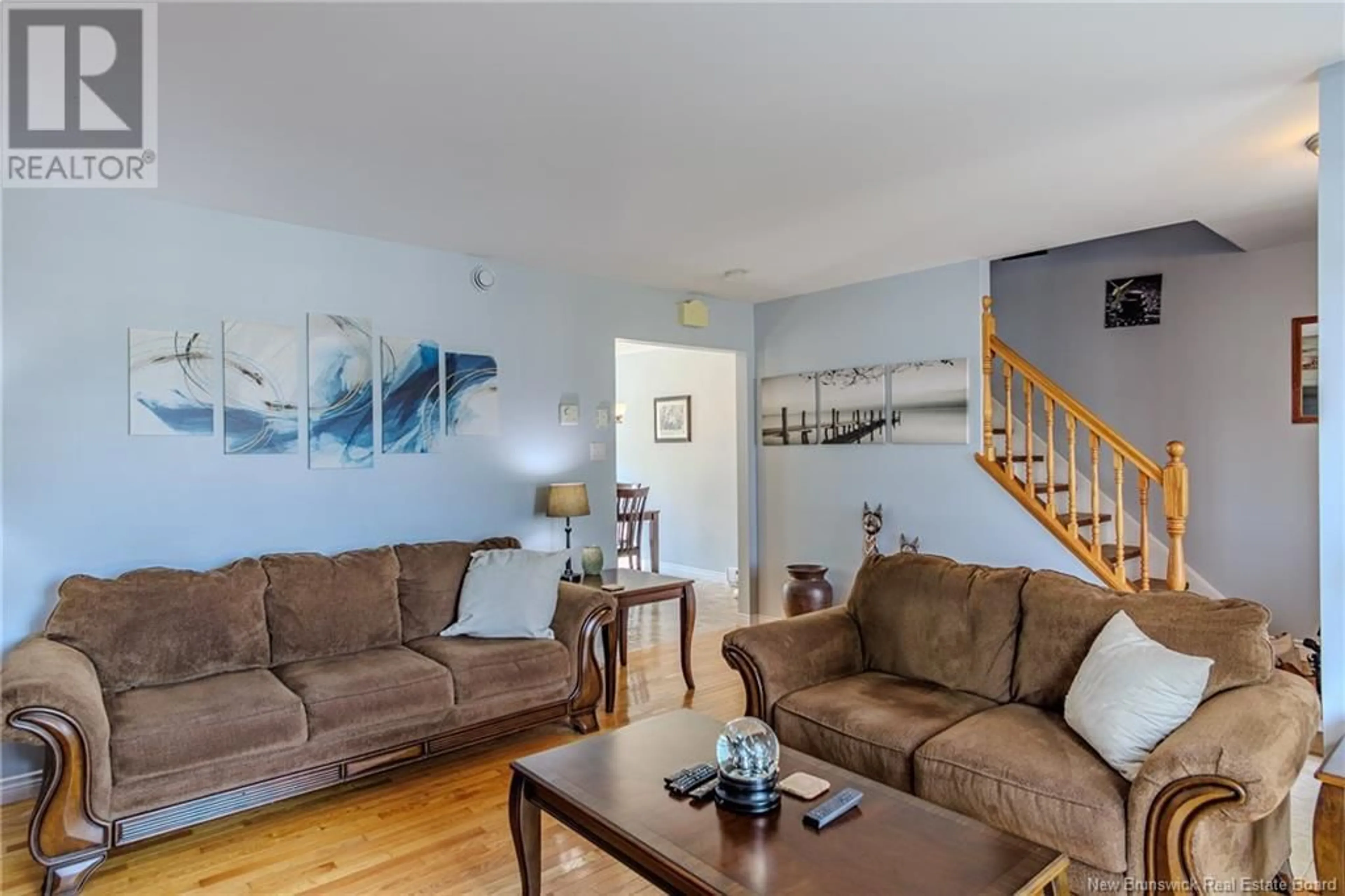 Living room with furniture, wood/laminate floor for 39 BOYANER CRESCENT, Saint John New Brunswick E2E0G7