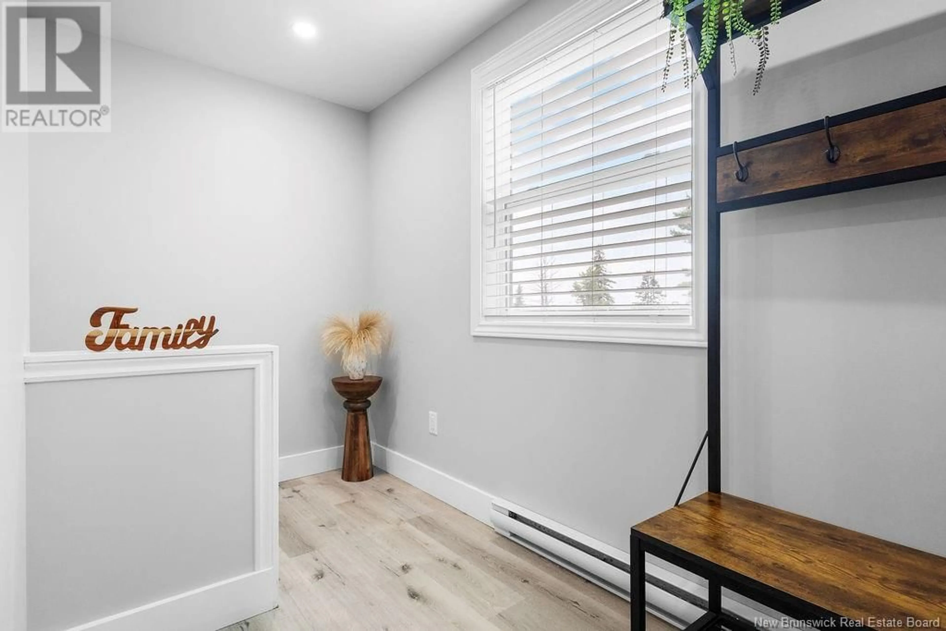 Indoor entryway for 504 ROUTE 425, Strathadam New Brunswick E1V4G8