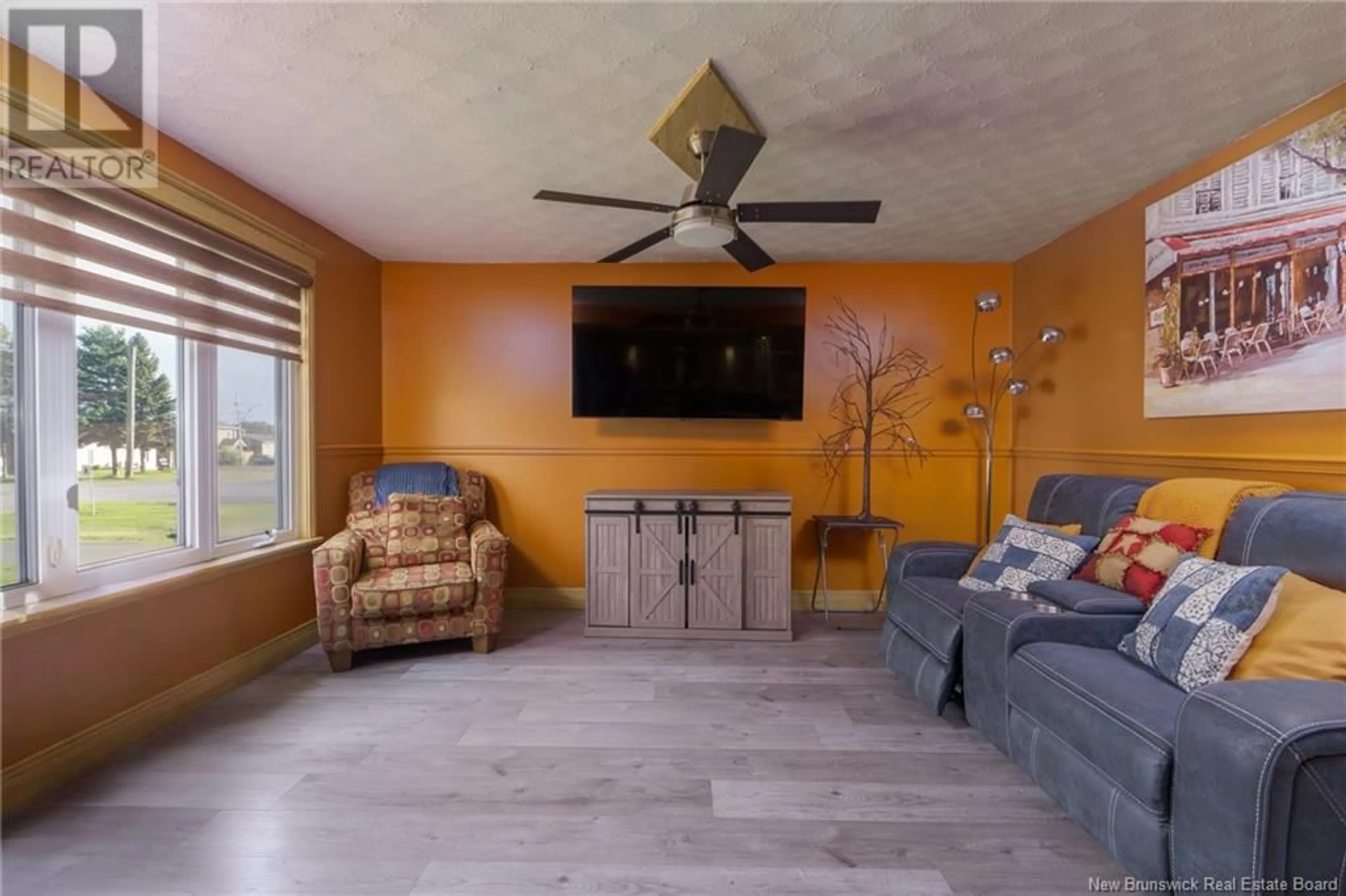 Living room with furniture, unknown for 3 THERIAULT STREET, Rivière-Verte New Brunswick E7C2W6