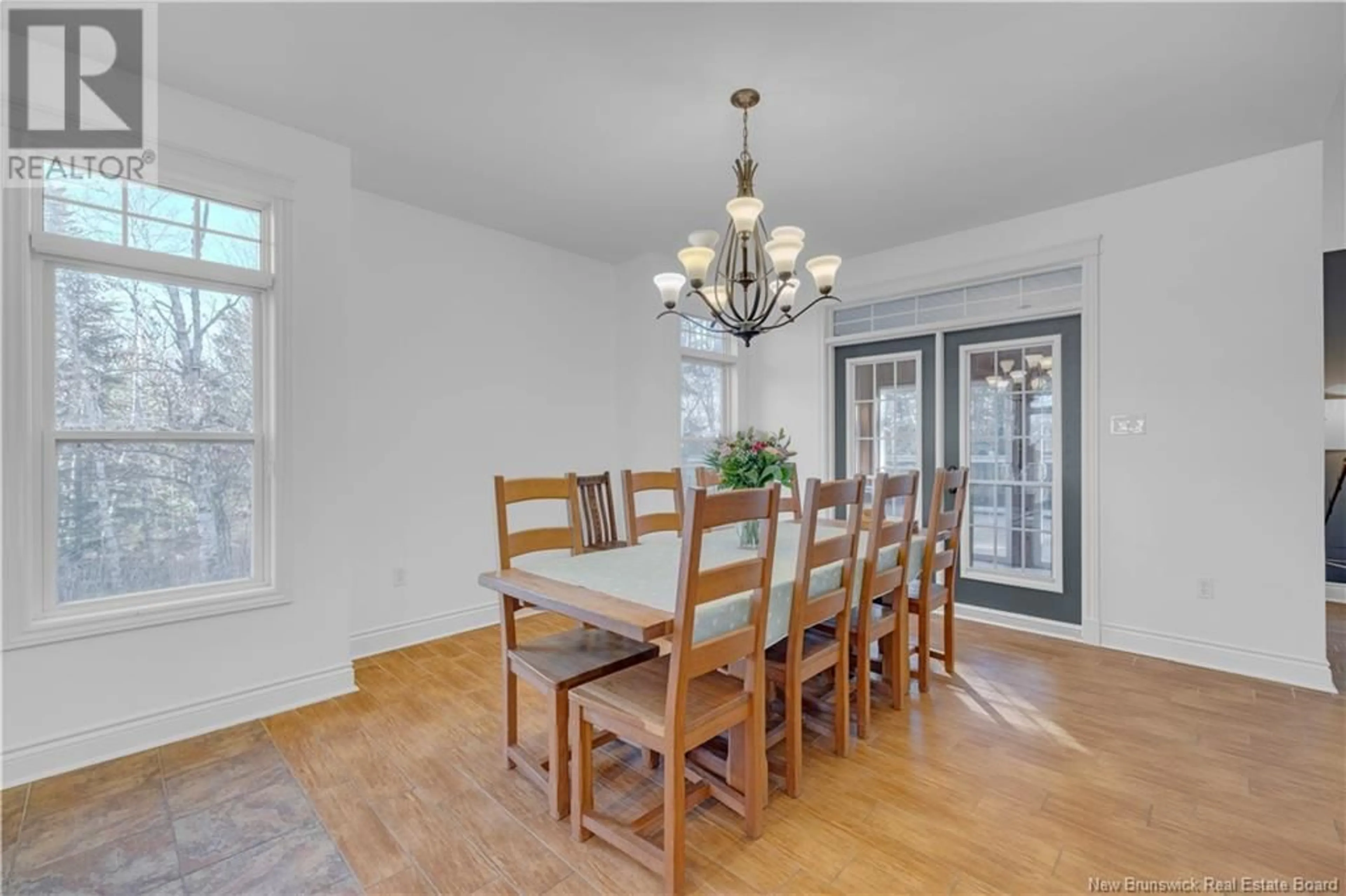 Dining room, wood/laminate floor for 1 HIGH CLIFF COURT, Rothesay New Brunswick E2H2T8