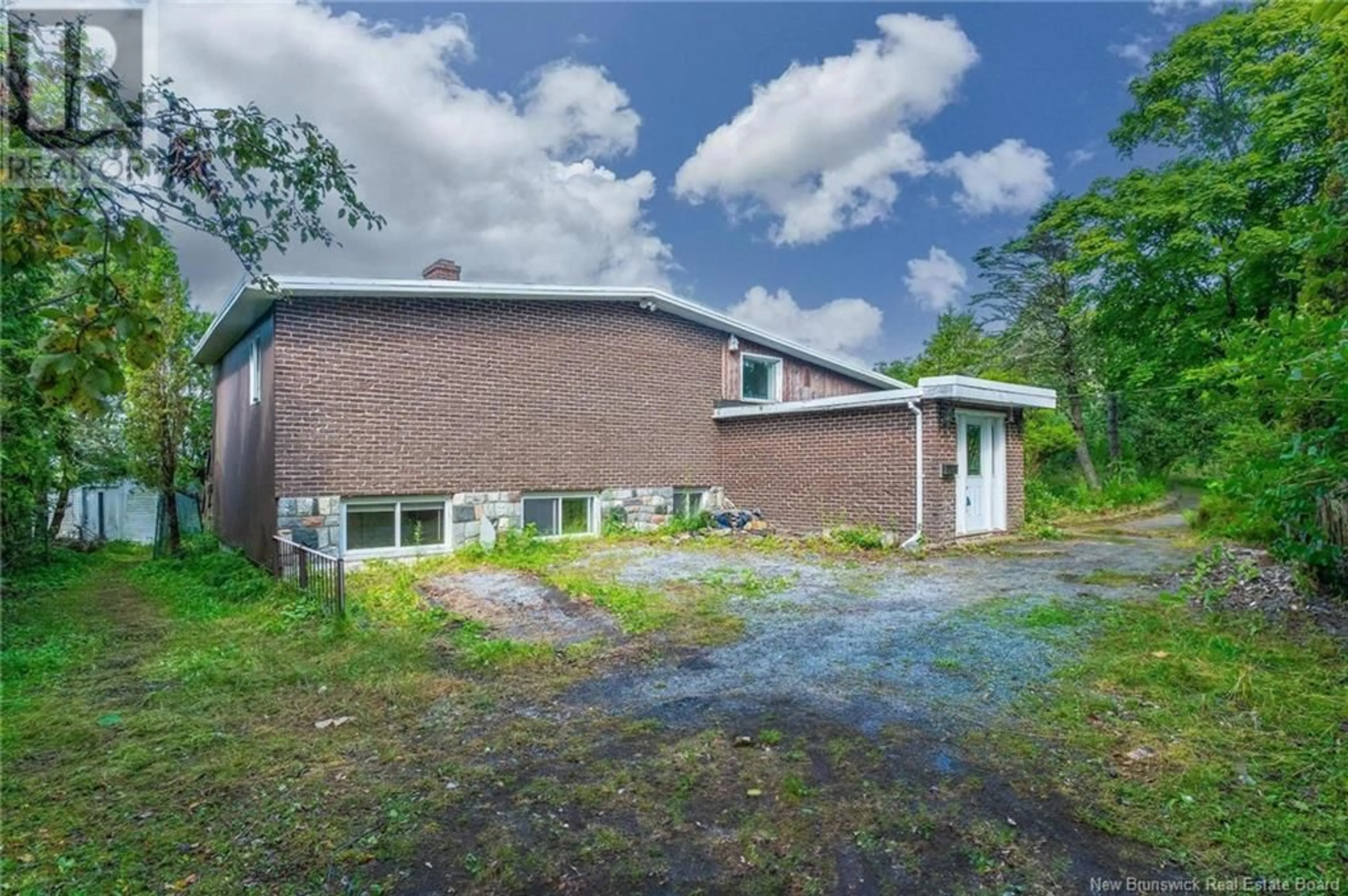 A pic from outside/outdoor area/front of a property/back of a property/a pic from drone, building for 740 RED HEAD ROAD, Saint John New Brunswick E2P1J4