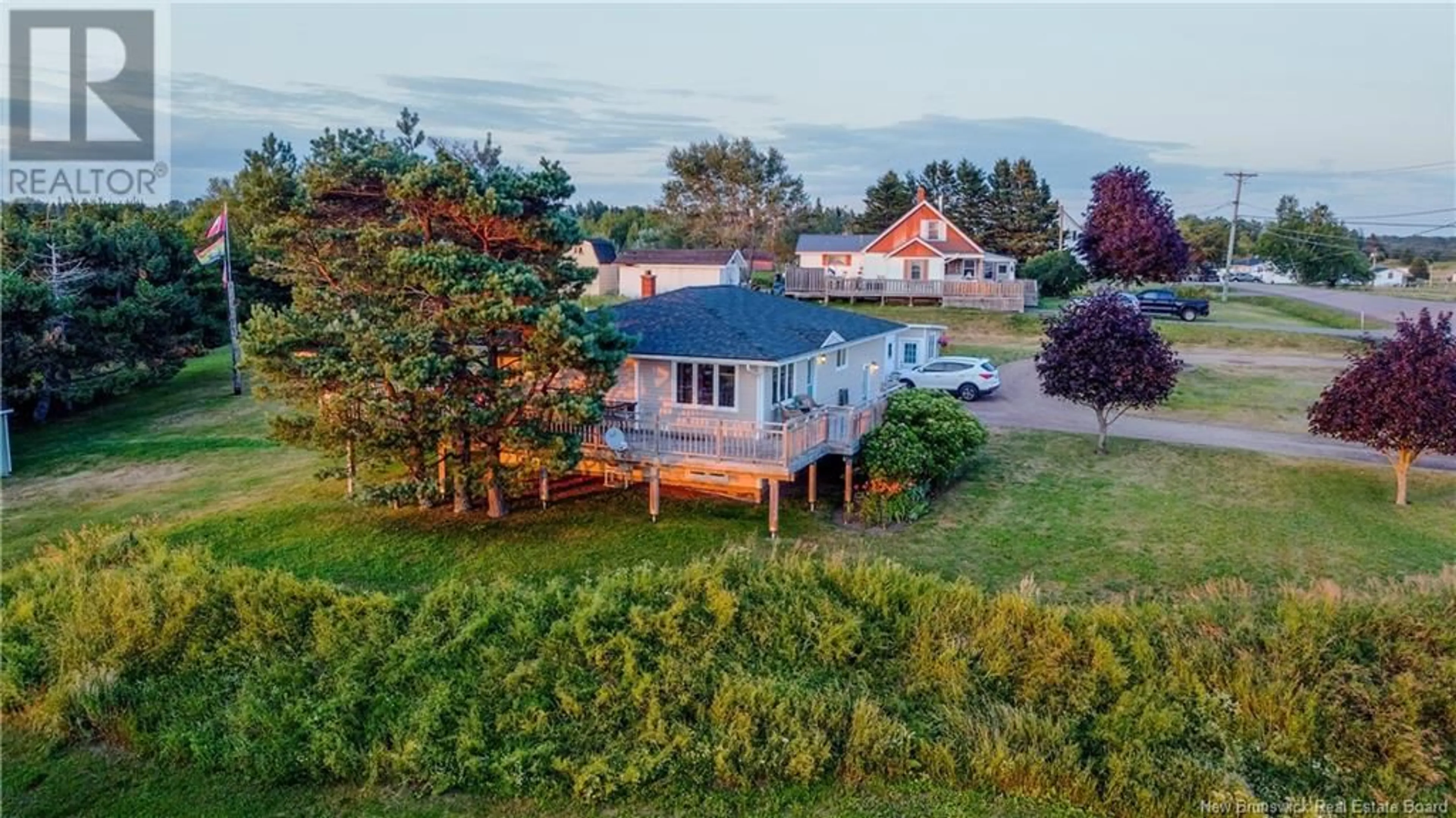 A pic from outside/outdoor area/front of a property/back of a property/a pic from drone, water/lake/river/ocean view for 916 PRÉ-D'EN-HAUT STREET, Pre d'en Haut New Brunswick E4K1L1