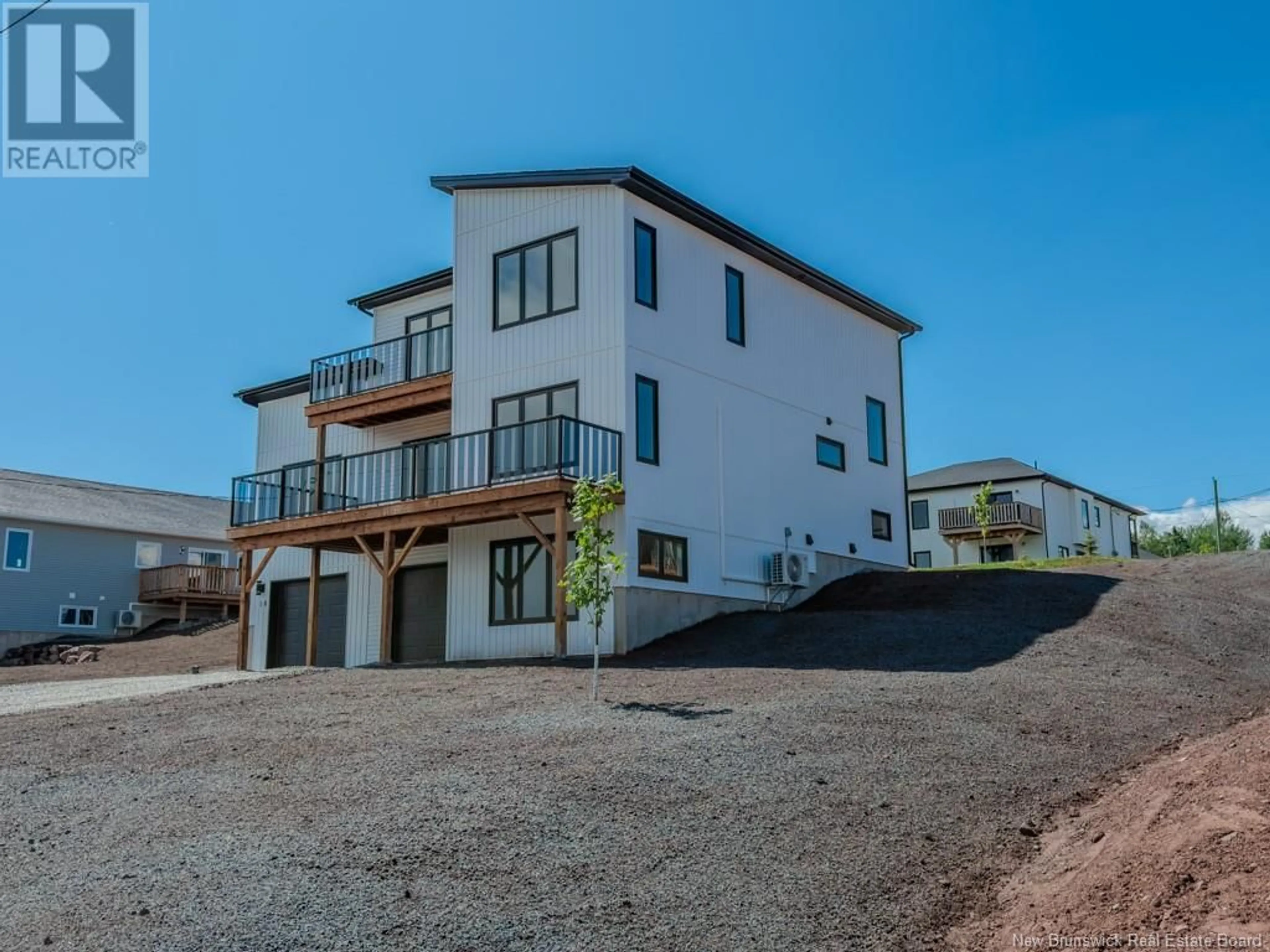 Home with vinyl exterior material, unknown for 16 GROSBEAK DRIVE, Quispamsis New Brunswick E2E0T3