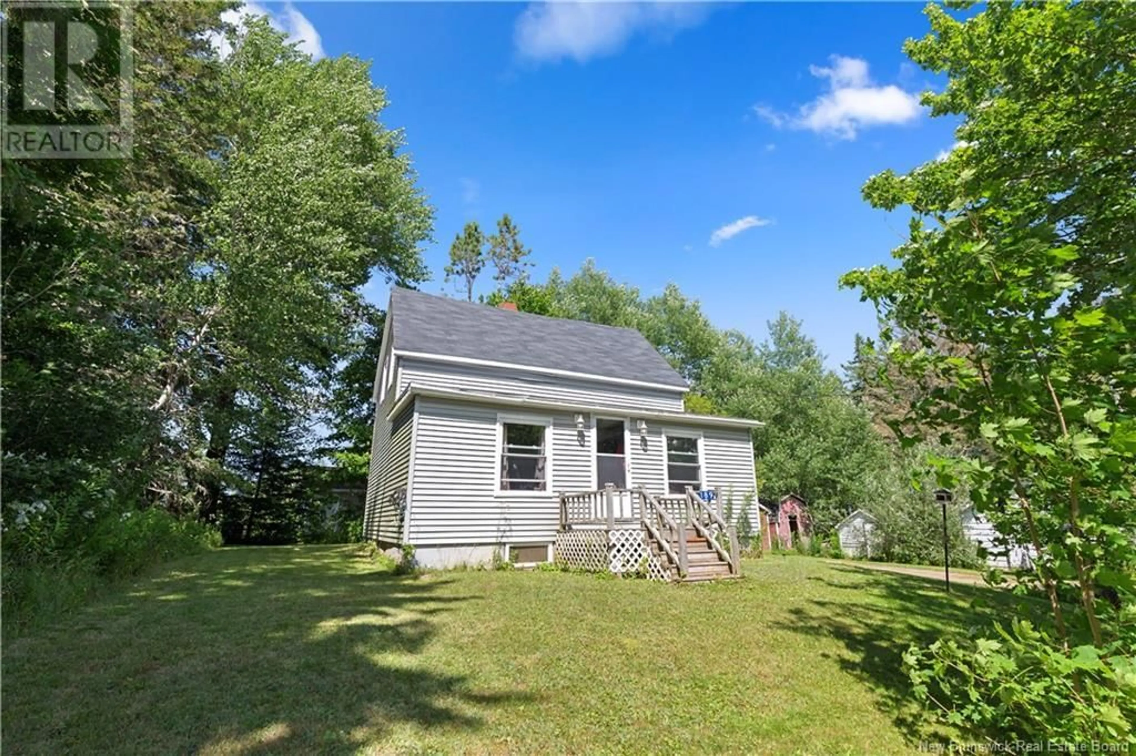 Shed for 189 KING STREET, Sackville New Brunswick E4L3G3