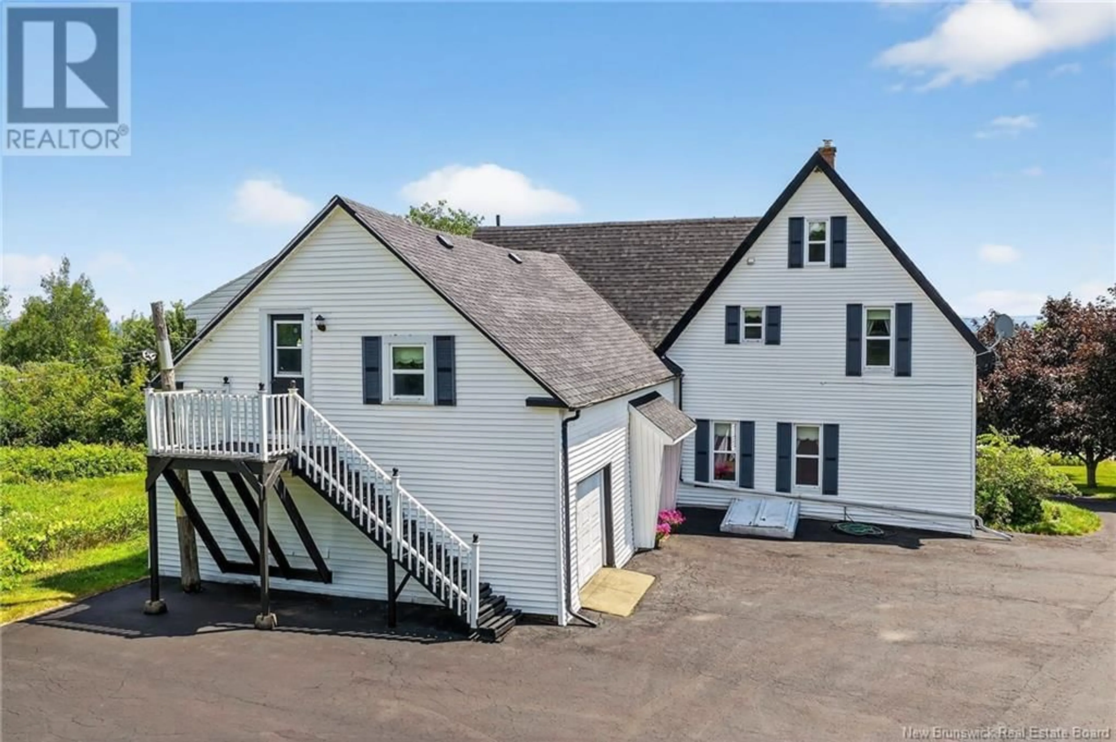 A pic from outside/outdoor area/front of a property/back of a property/a pic from drone, building for 921 FRONT MOUNTAIN ROAD, Moncton New Brunswick E1G3H2